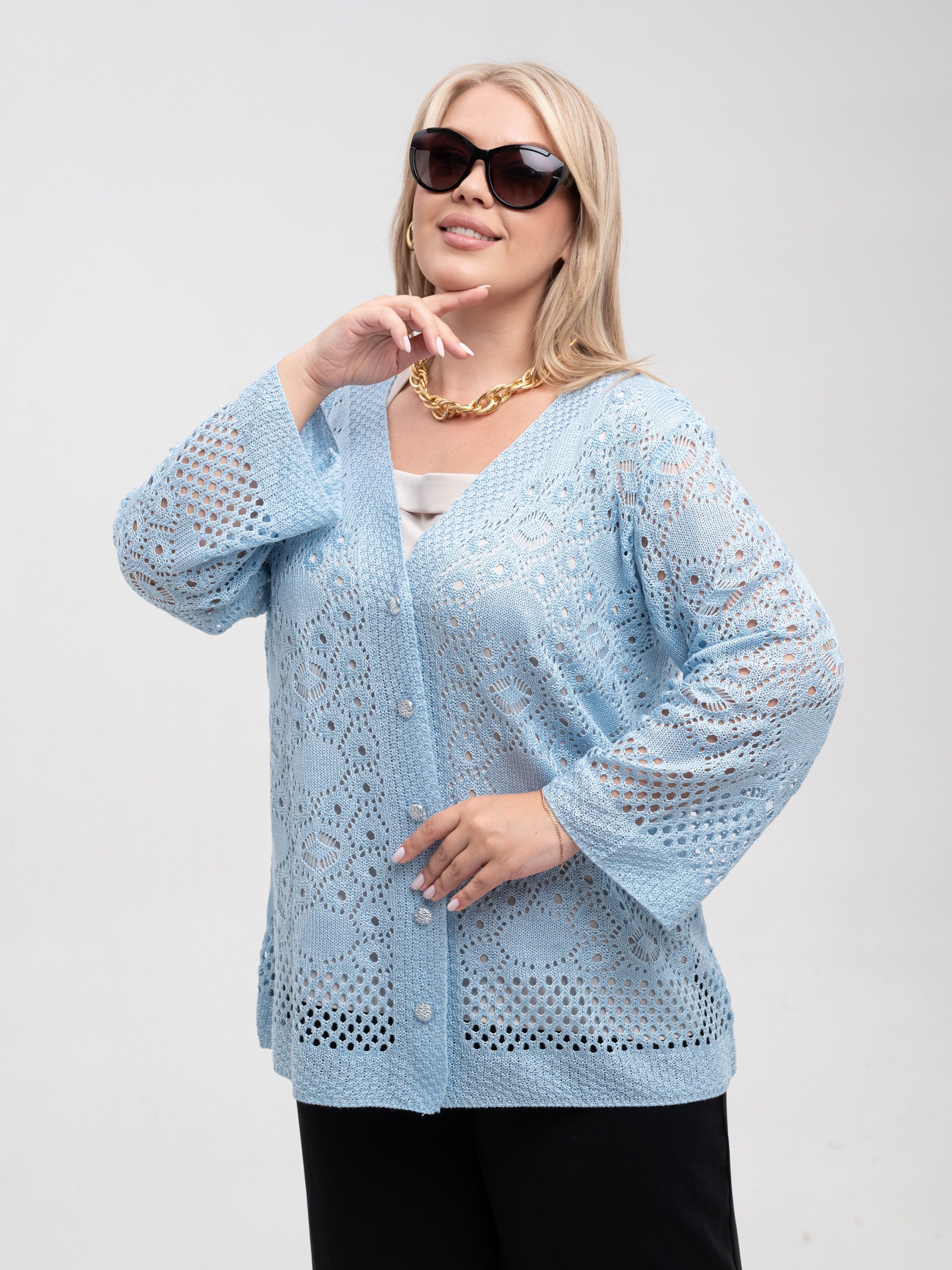 Кардиганы. Предметный фотограф, фото для маркетплейсов Пятигорск, КМВ