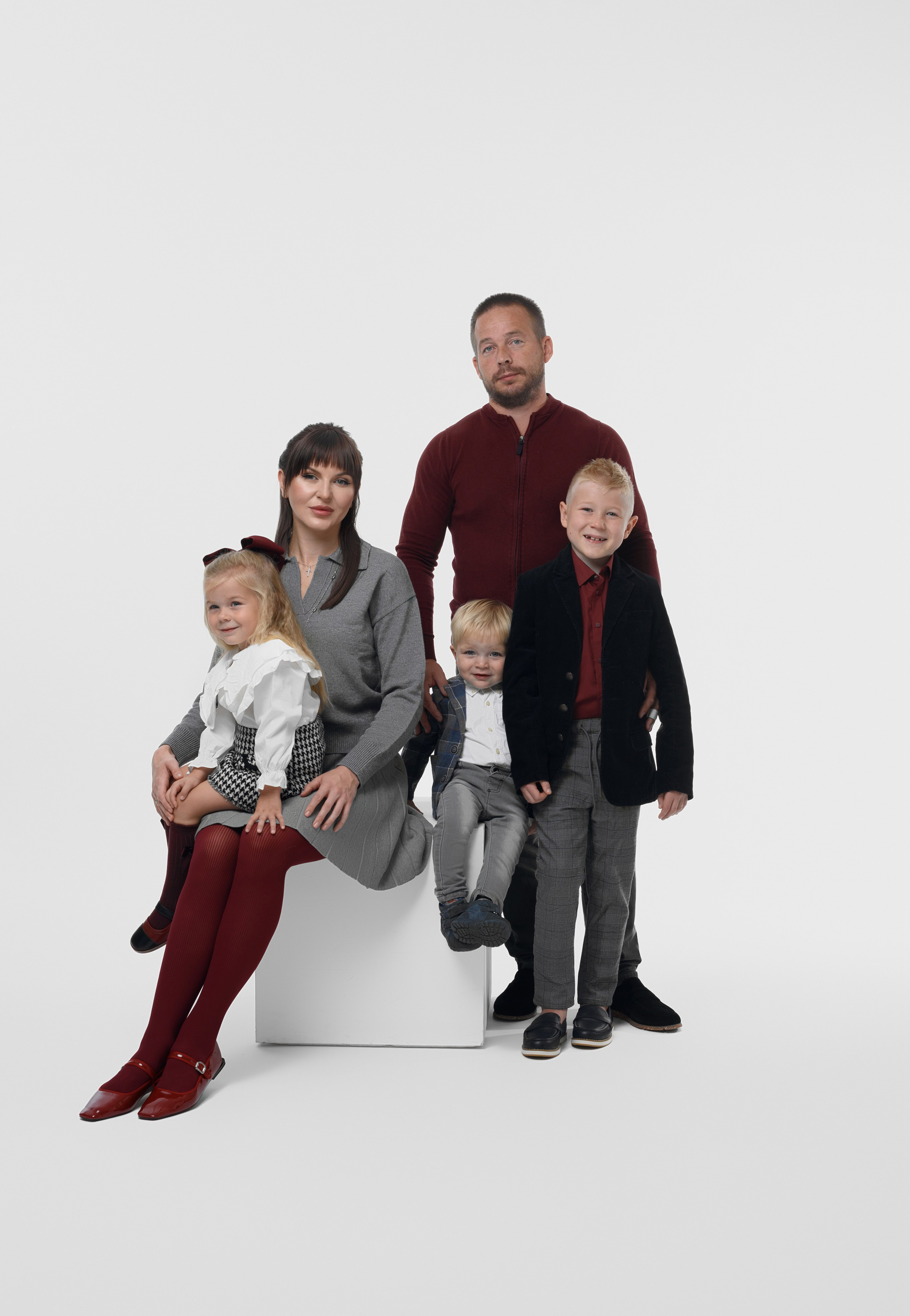 Полина с семьей @po_nazars. Фотограф Москва Юлия Джепко