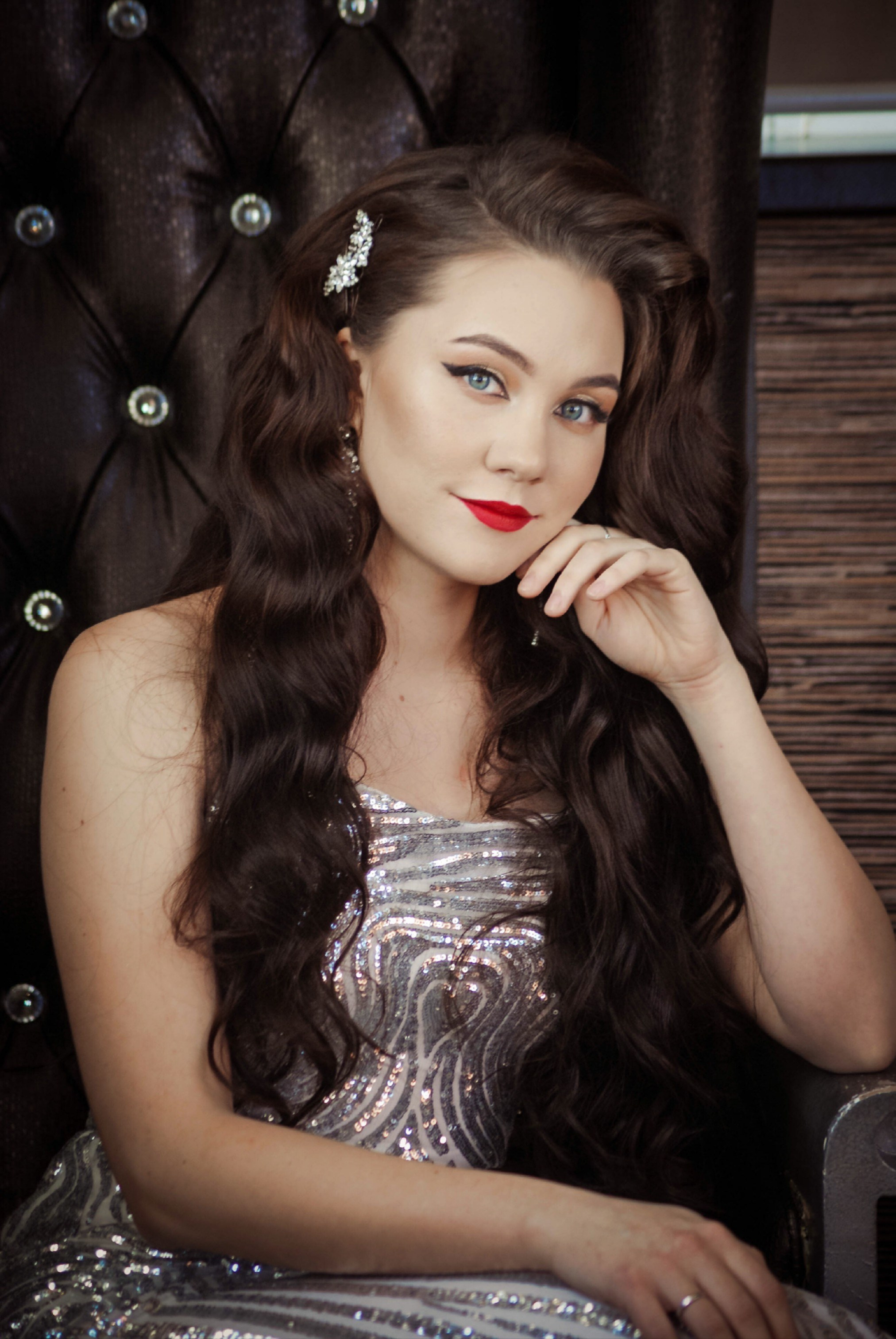 ПРИЧЕСКИ. Меня зовут Марина Шмакова. Визажист-стилист-фотограф