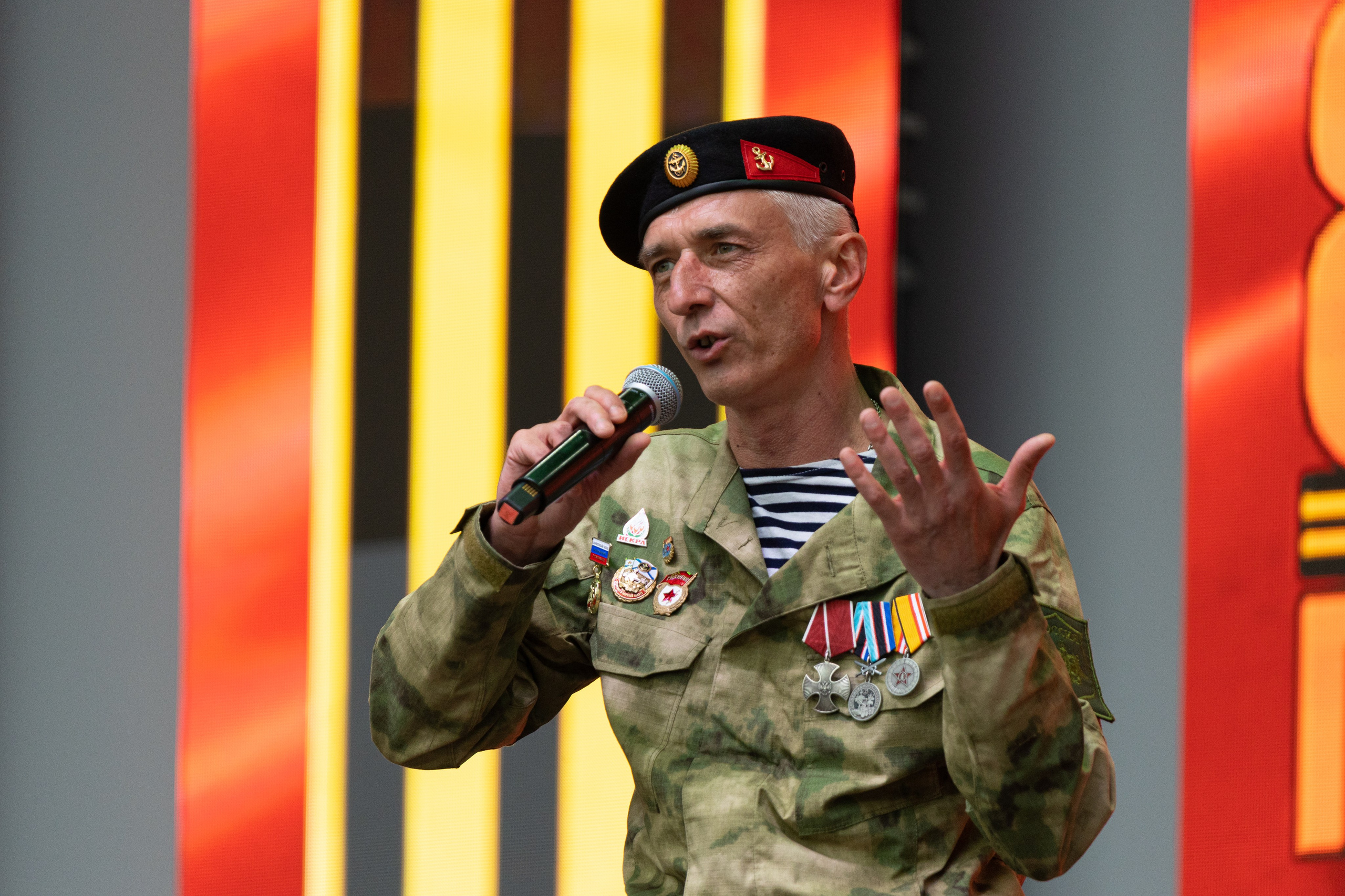 9 мая, выступления 2025 г. Олег Катакинов| Репортажный фотограф в городе у моря (Владивосток)