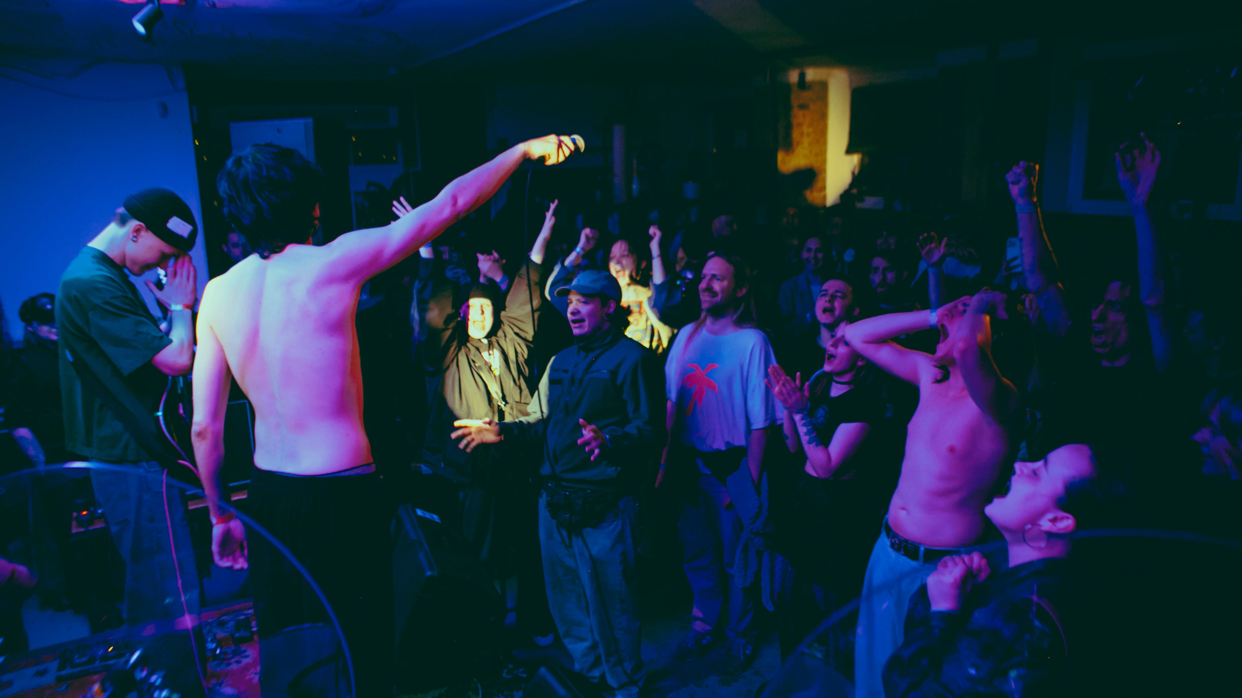 Psychowaves. Фотограф Honi