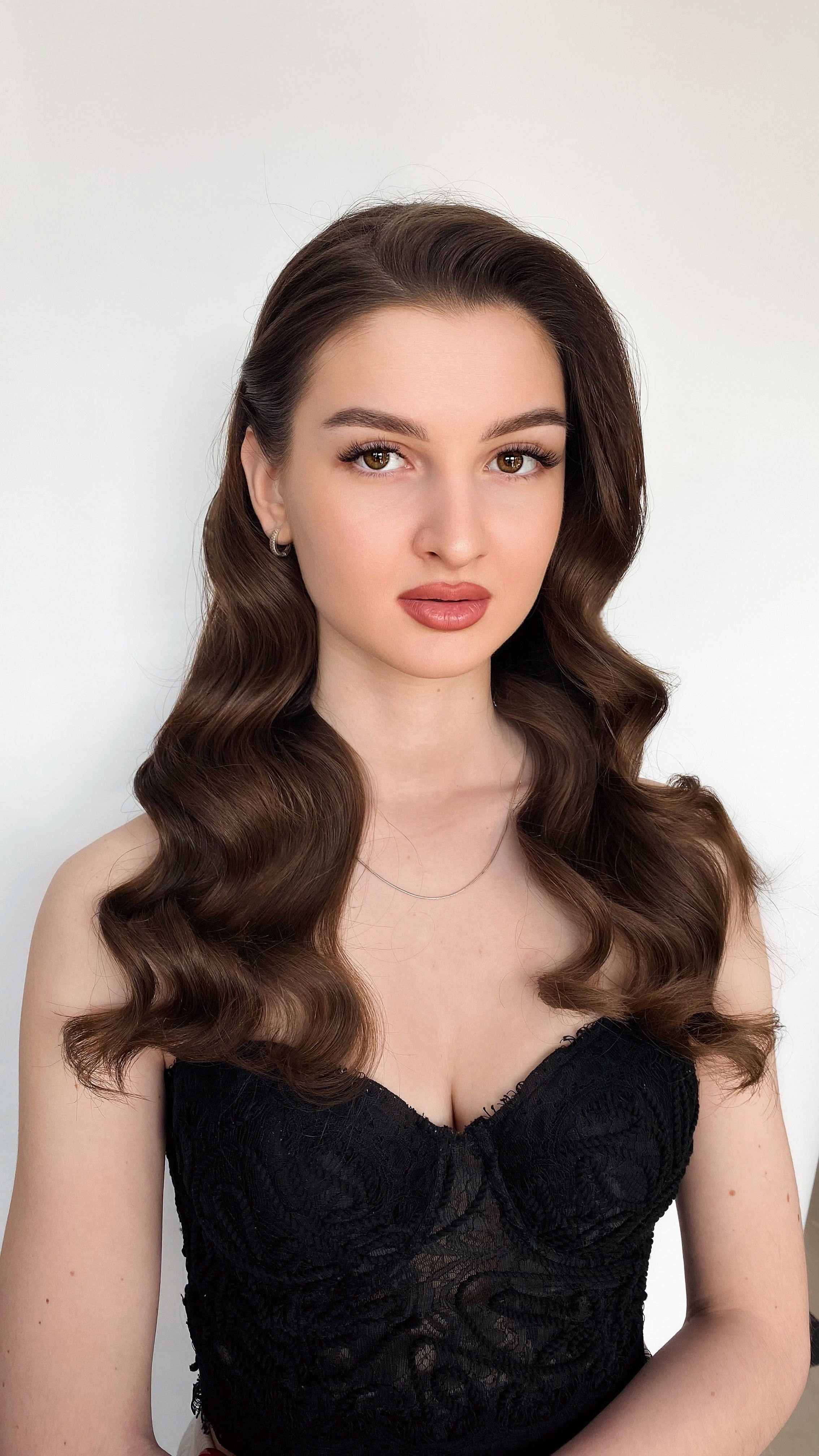 Локоны. Свадебный стилист по прическам и макияжу в Ростове-на-Дону Даниэла Дар