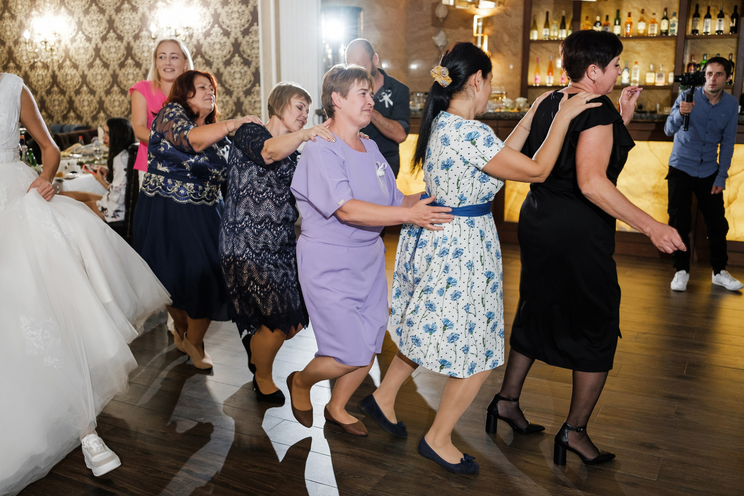 Дмитрий и Александра. Свадебный фотограф | репортаж | праздники | крещение