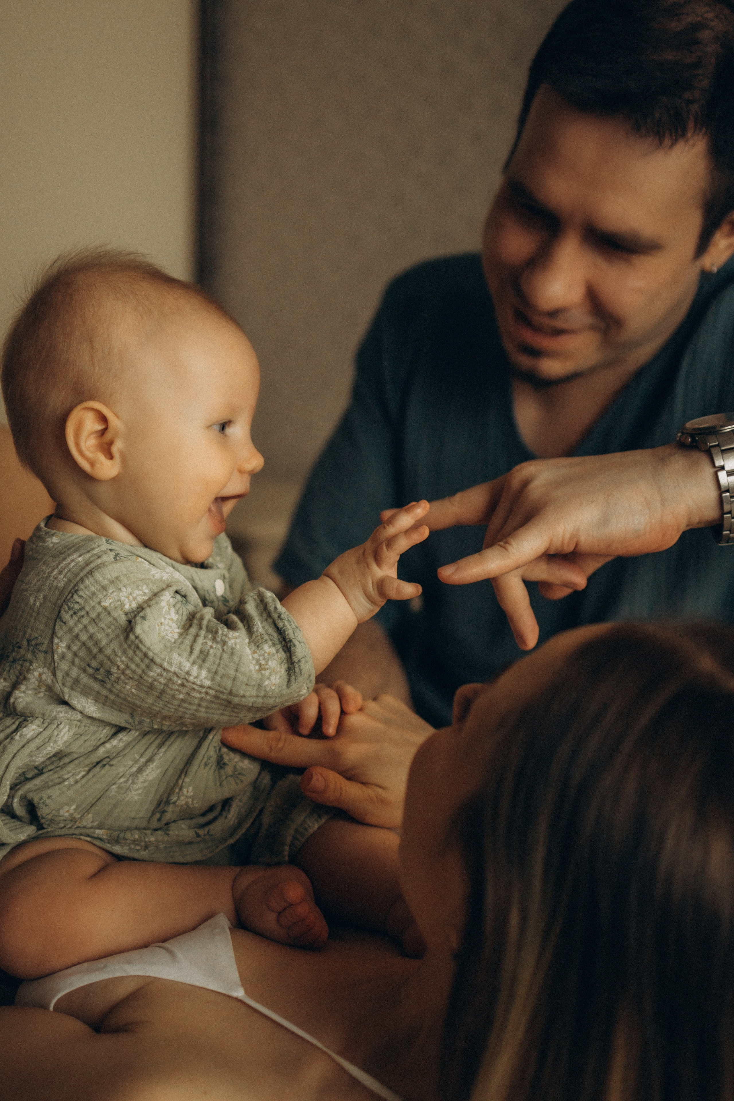 Полина, Максим и малышка Нина. Семейный, домашний, ньюборн фотограф Москва Цветкова Елизавета