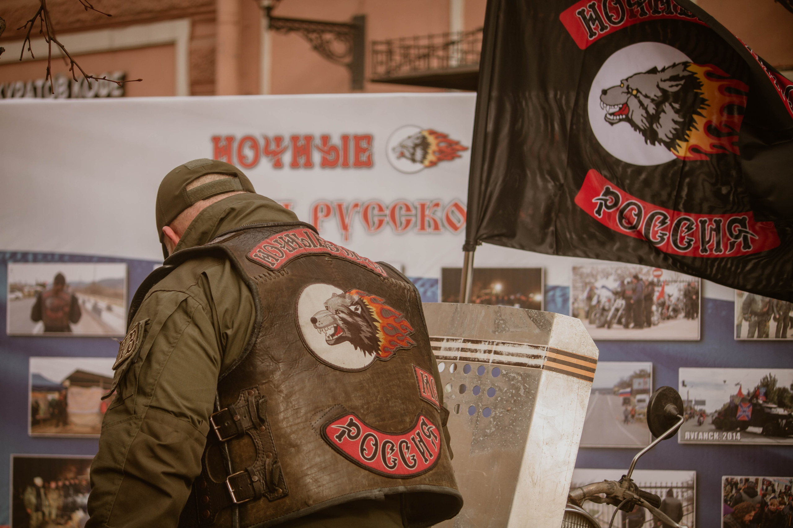 10 ЛЕТ ВМЕСТЕ — Патриотическая акция. Создадим шедевр? Виталина и её фотоискусство