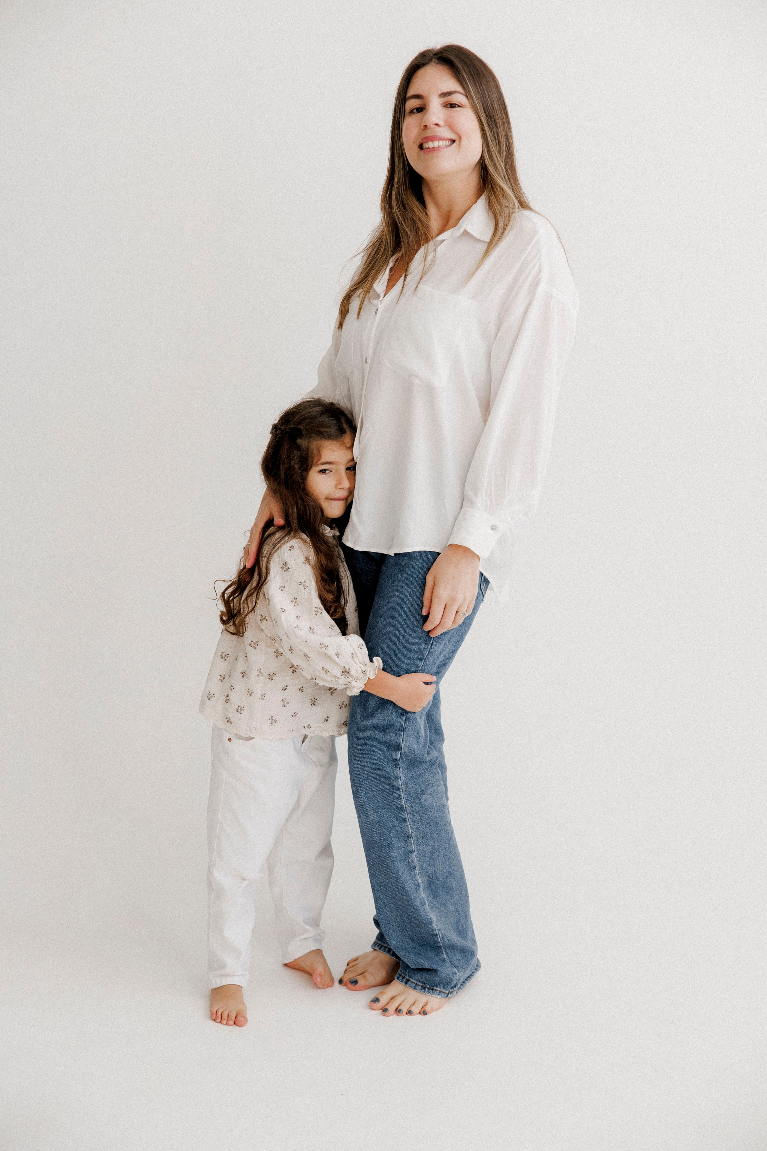 One year inside the White studio. Wedding and family photographer