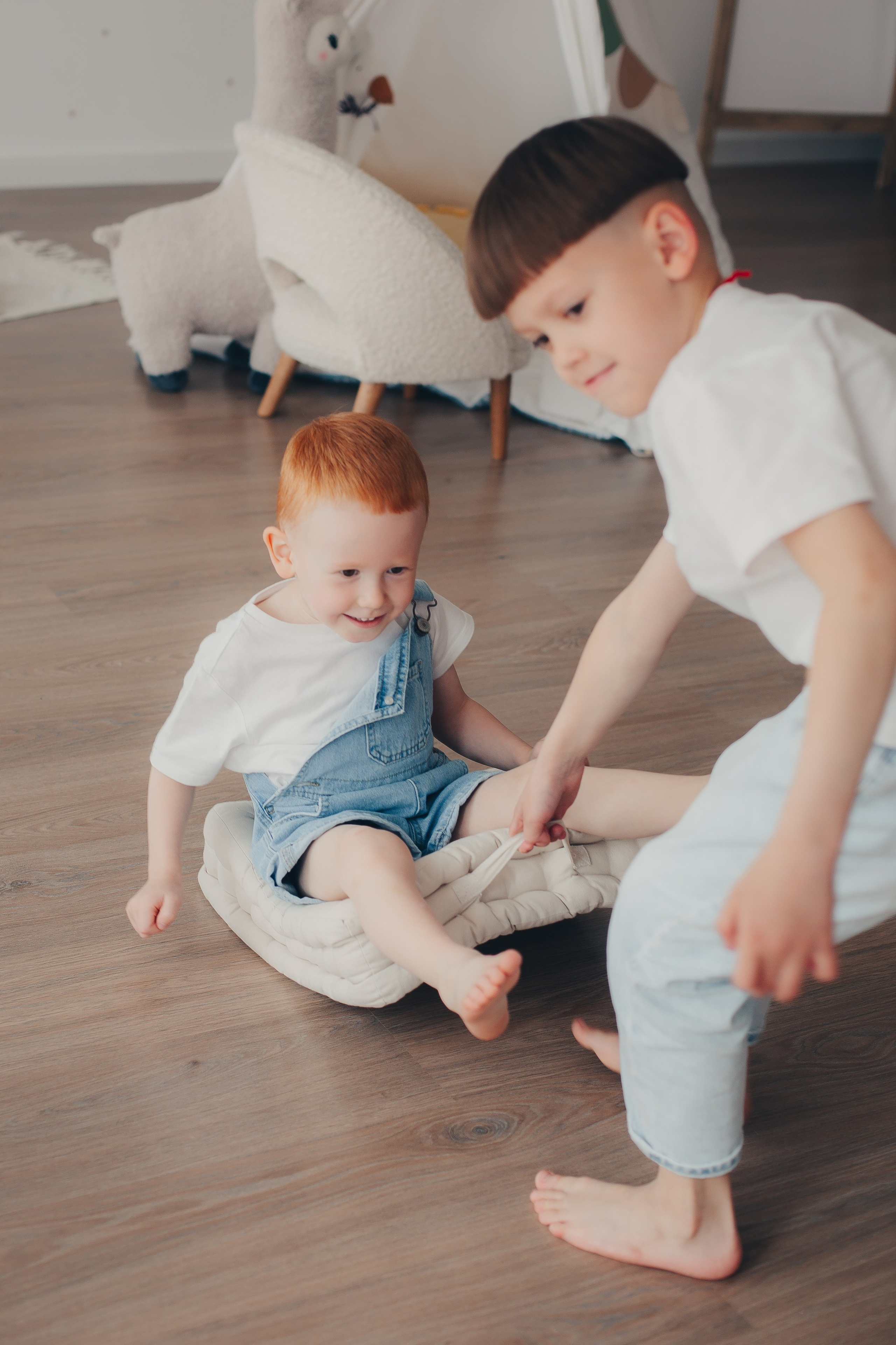 Семейная фотосессия в студии. Фотограф Евгения Мальцева, Архангельск