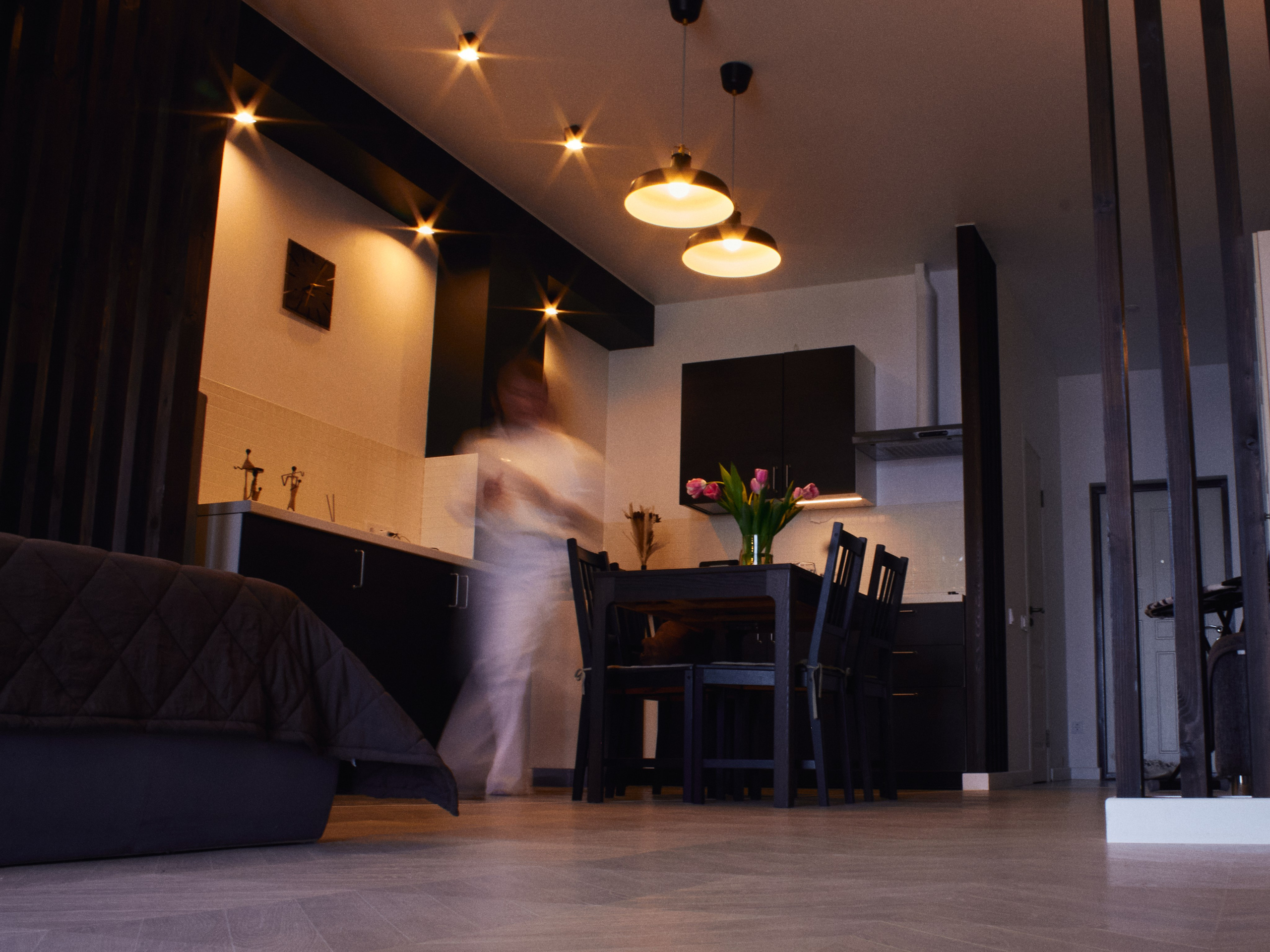 Интерьерная съёмка. Живые фото в Крыму | Фотограф Роман Скрипкин | Искренние фотографии без поз и суеты