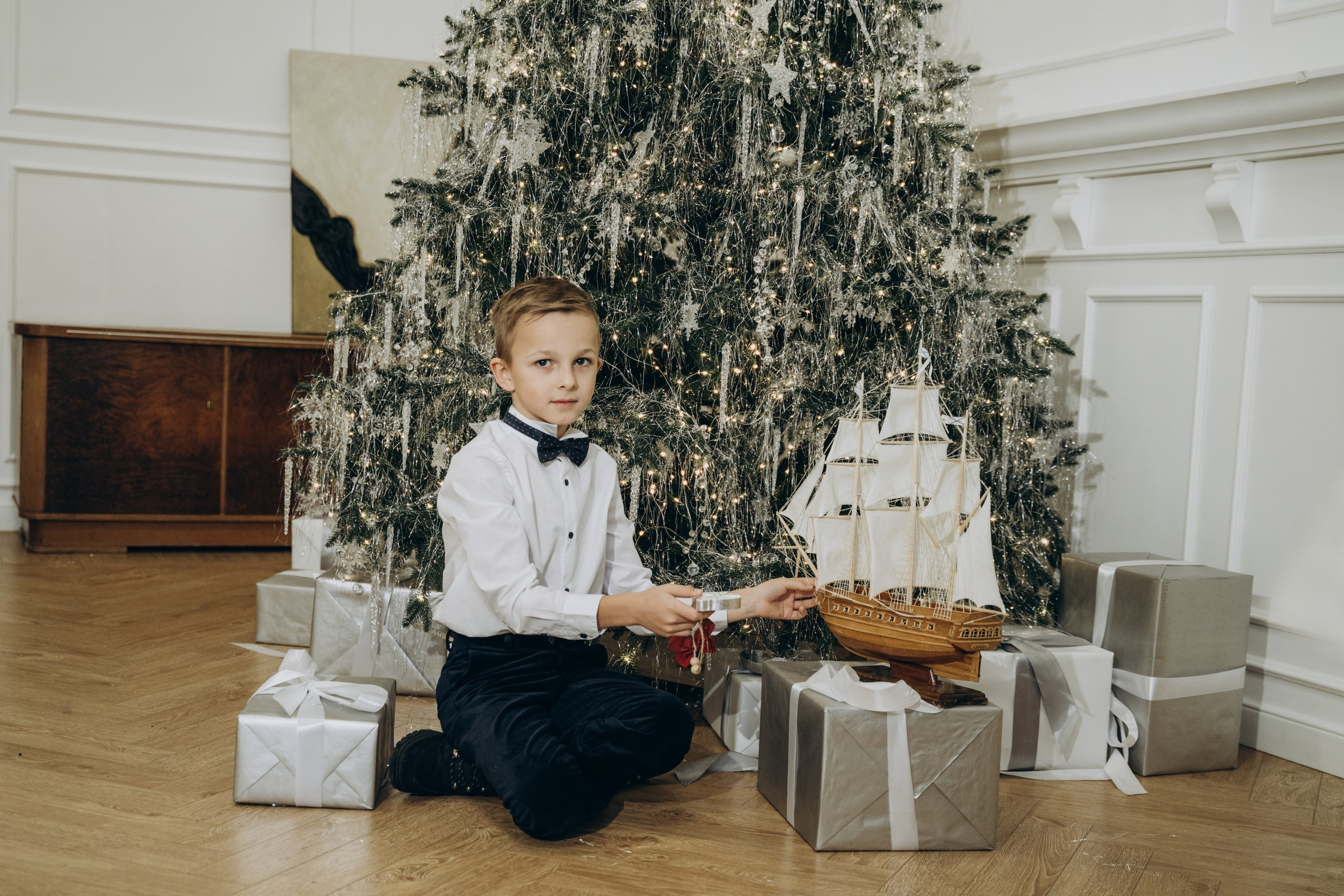 Семейная фотосессия в студии в Дмитрове. Свадебный фотограф в Дмитрове