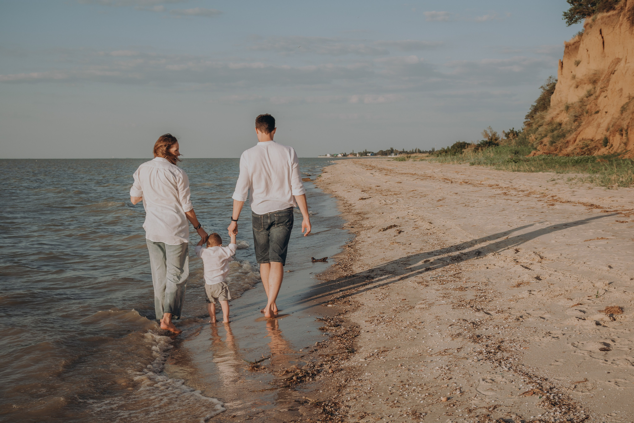 Фотосессия прогулки у моря. Семейный и детский фотограф Кущ Наташа
