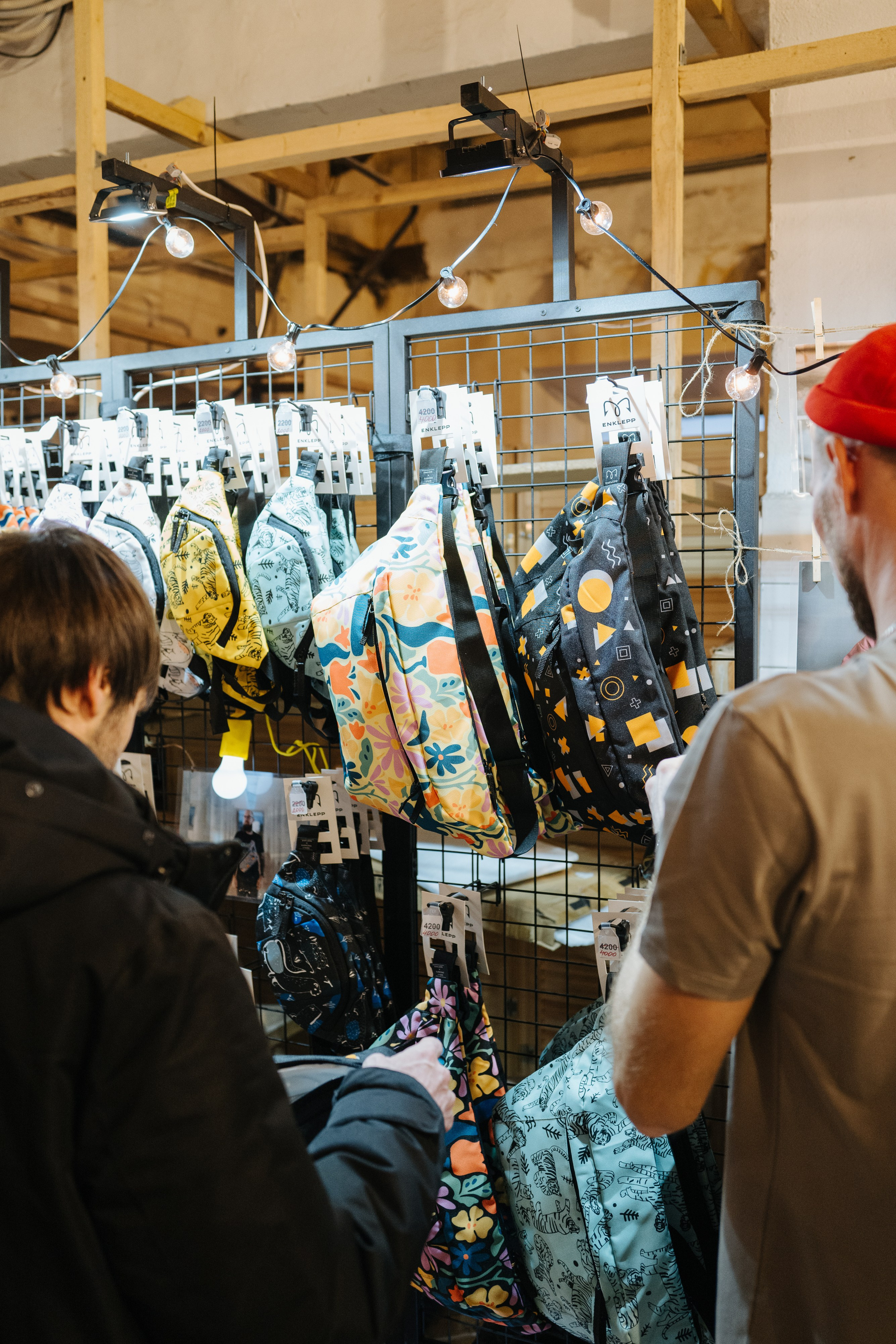 16 ноября 2024 в пространстве «Кристалл» / фото Валерий Белобеев. Фотоотчеты «Ламбада-маркета»