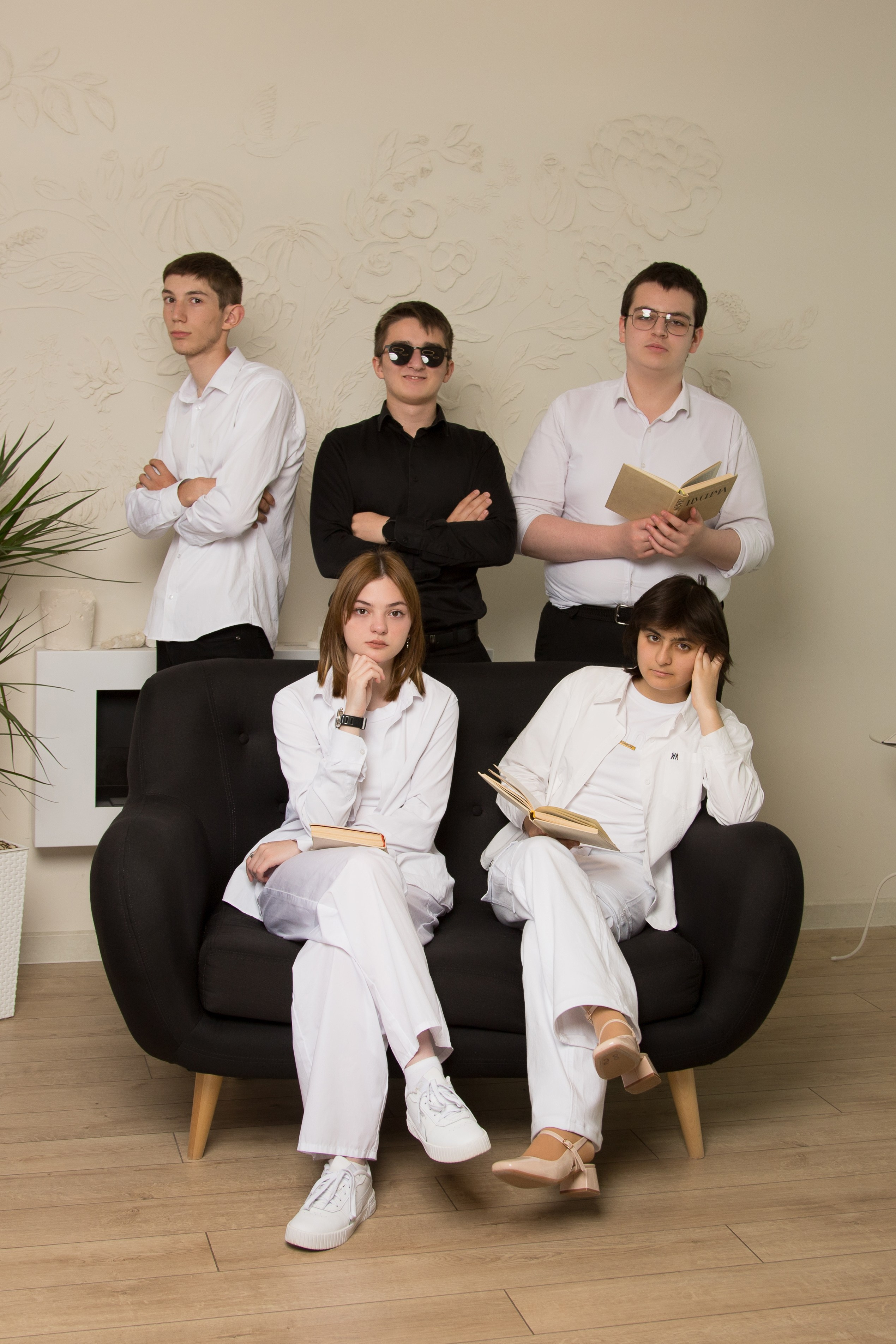 9  и 11 классы. Школьный фотограф в г. Нальчик Галимат Абитова