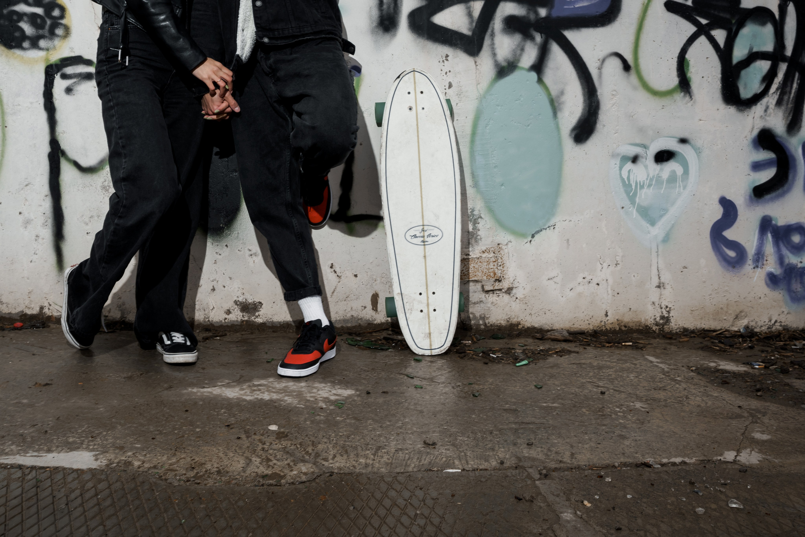 Love on a skateboard. Свадебный фотограф Решетников Дмитрий