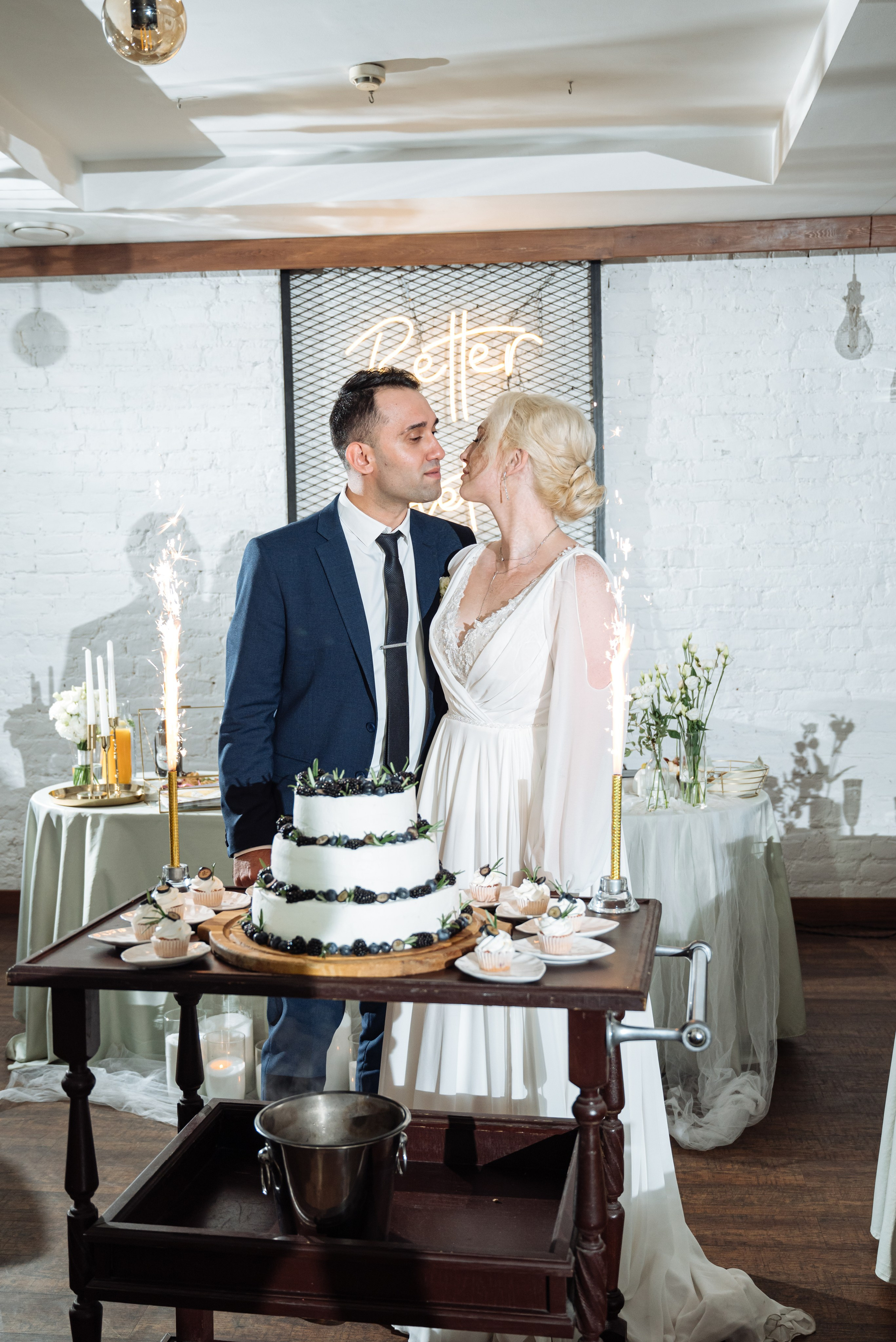 Свадьба в Санкт-Петербурге. Анастасия Петрович фотограф, фотокорреспондент в Москве и Санкт-Петербурге. Фотосъёмка репортажа, мероприятия, корпоративная съёмка, контент