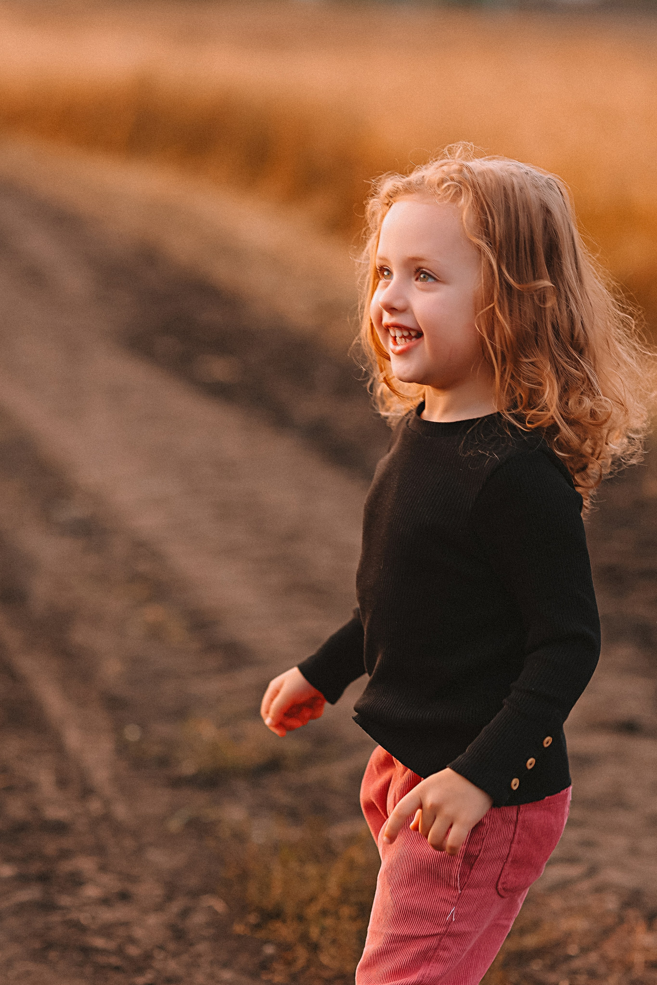 Поле. Семейный фотограф Тюмень, фотограф на роды Салмина Мария