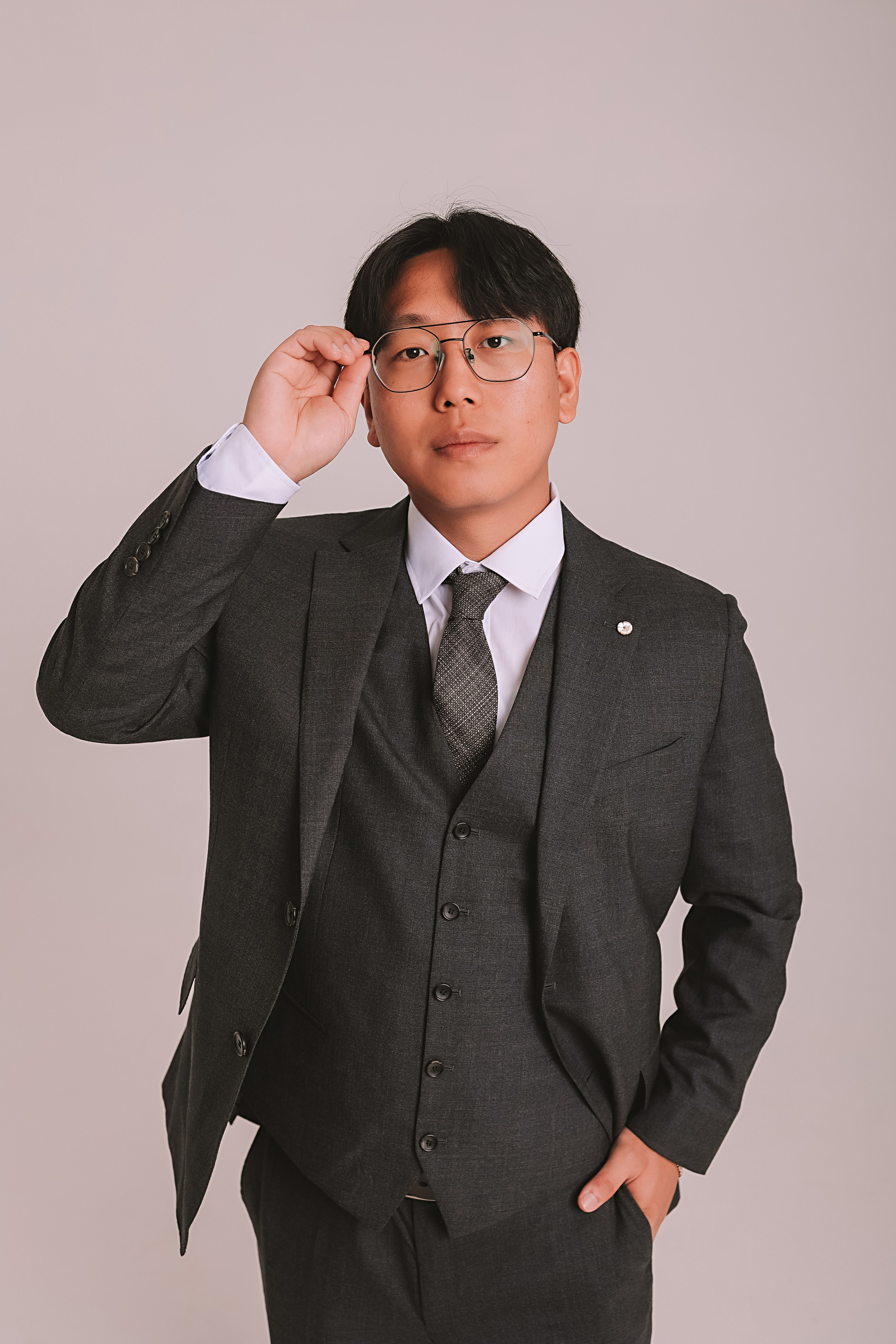 Айвазовский и парк дружбы народов. Семейный фотограф Тюмень, фотограф на роды Салмина Мария