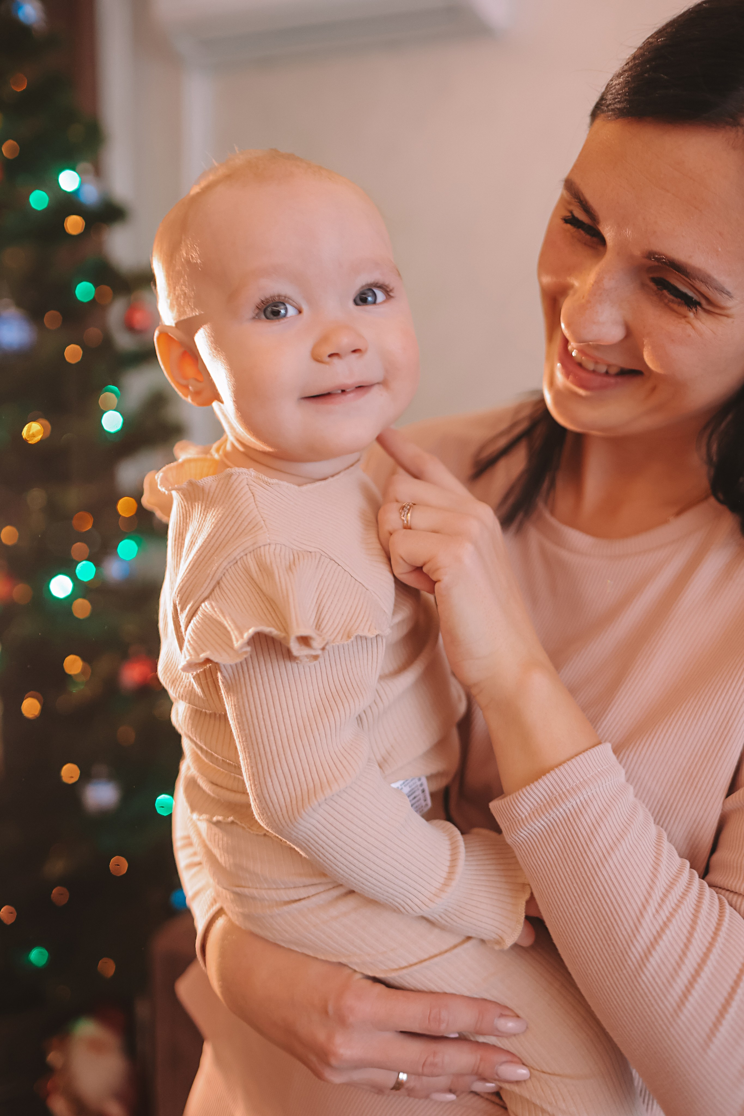 Дома. Семейный фотограф Тюмень, фотограф на роды Салмина Мария