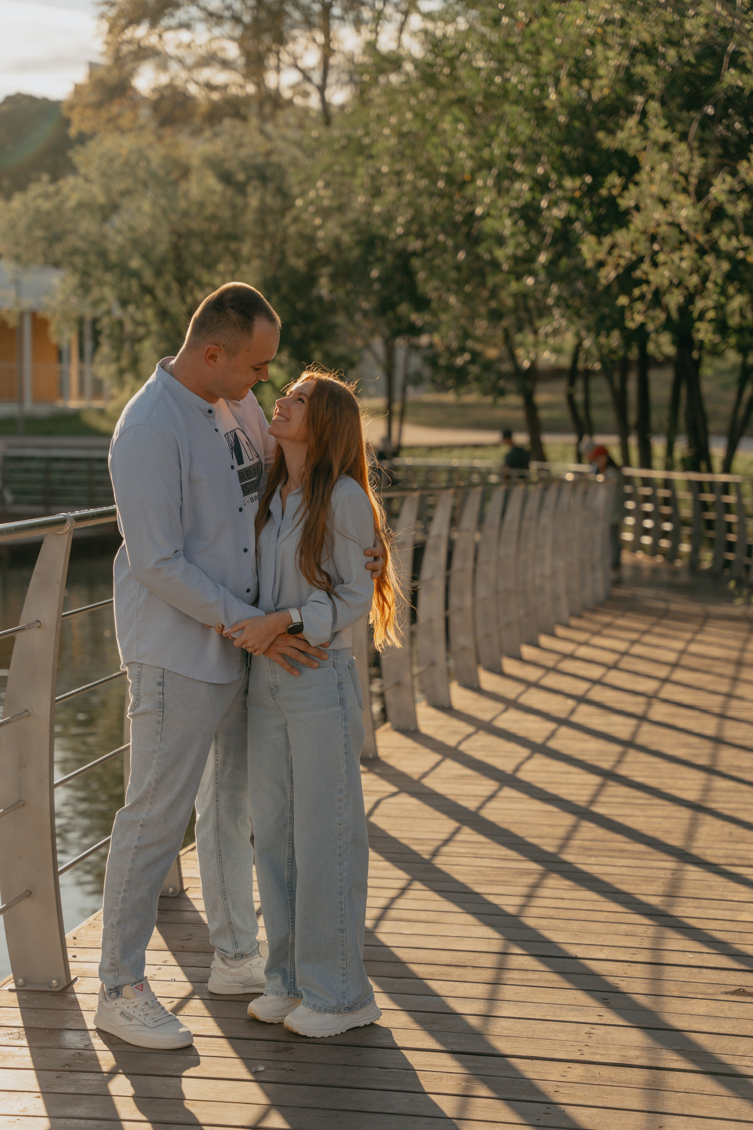 Закат. Цирк. Мы