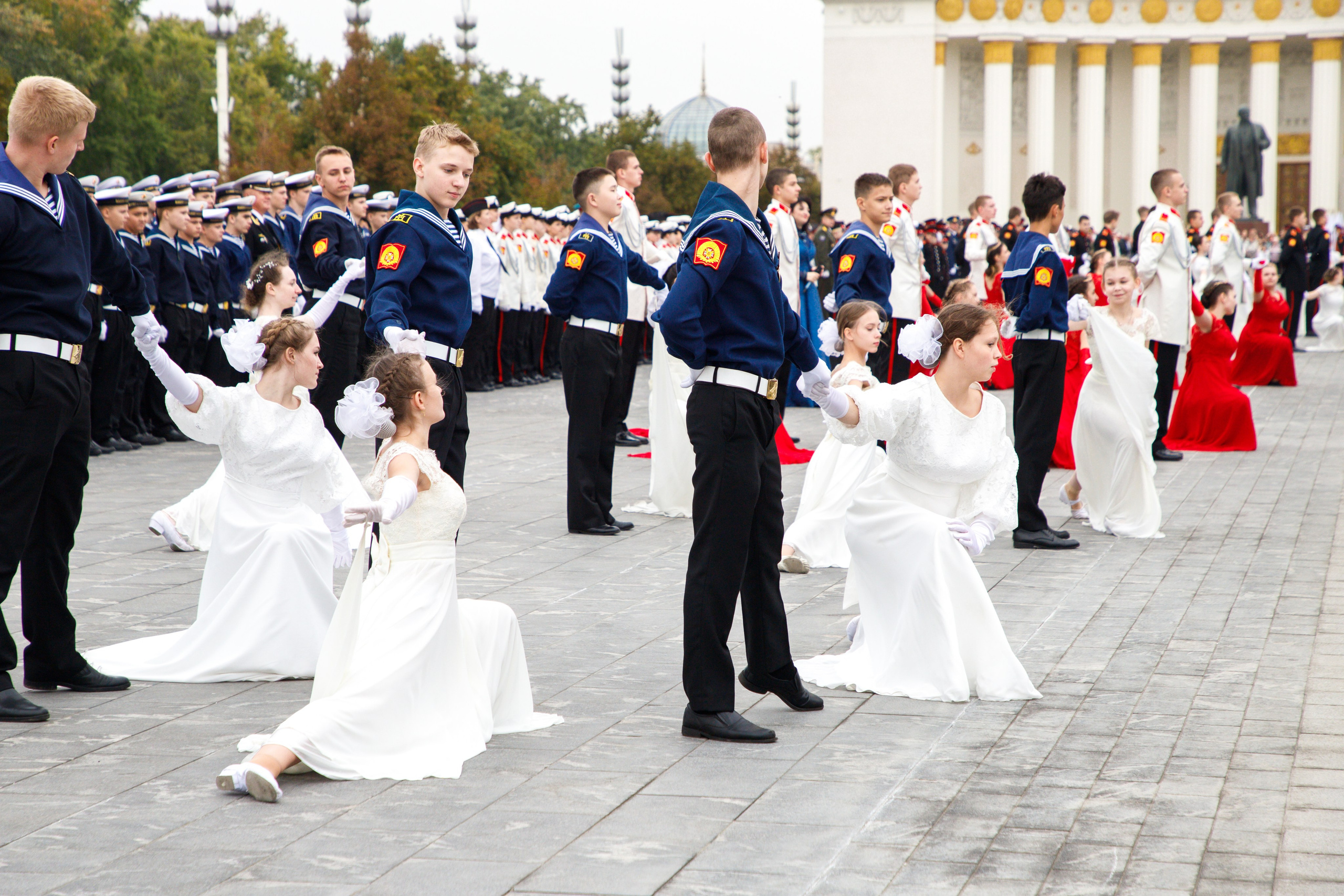Репортаж посвящения в кадеты в Москве на ВДНХ в сентябре 2024 года. Семейный и школьный фотограф в Москве Анна Ткач