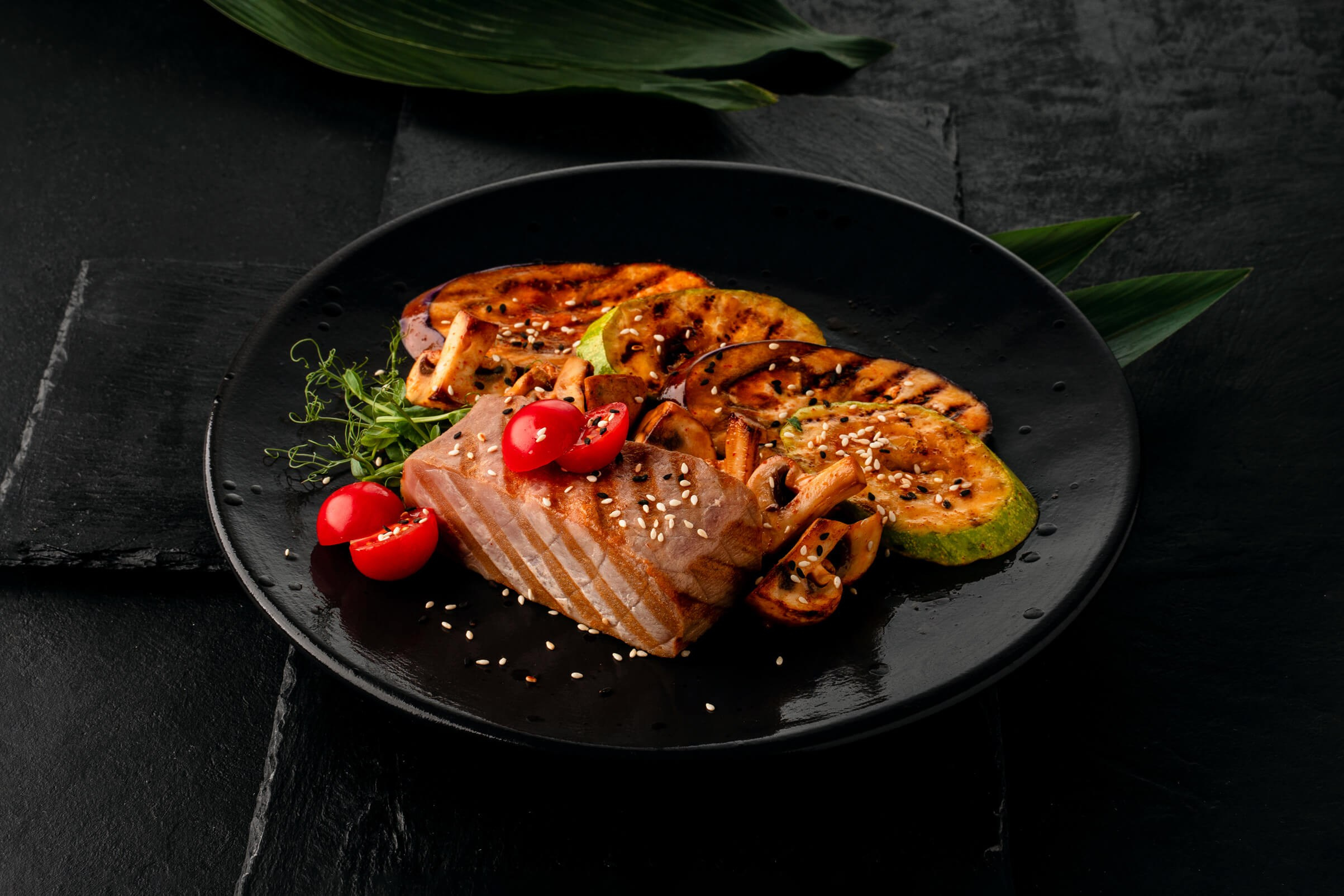 Доставка пан-азиатской и европейской кухни Га-Чё