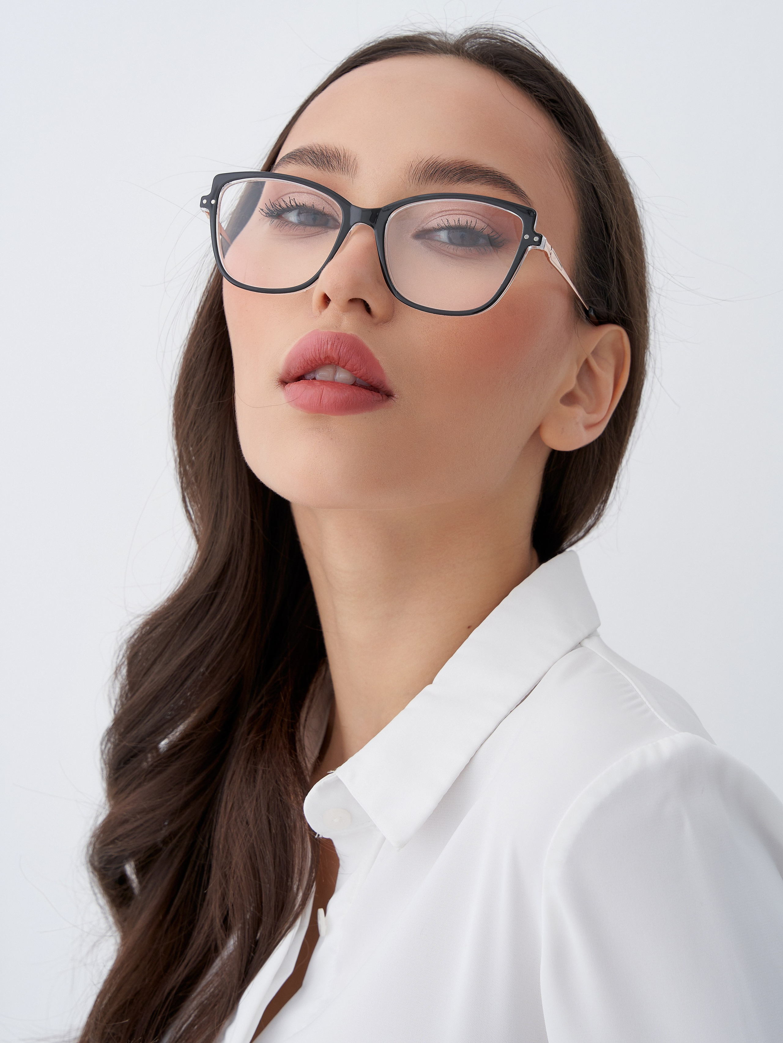 Анастасия З. Контент для маркетплейсов и соцсетей. Фото и видео съемка