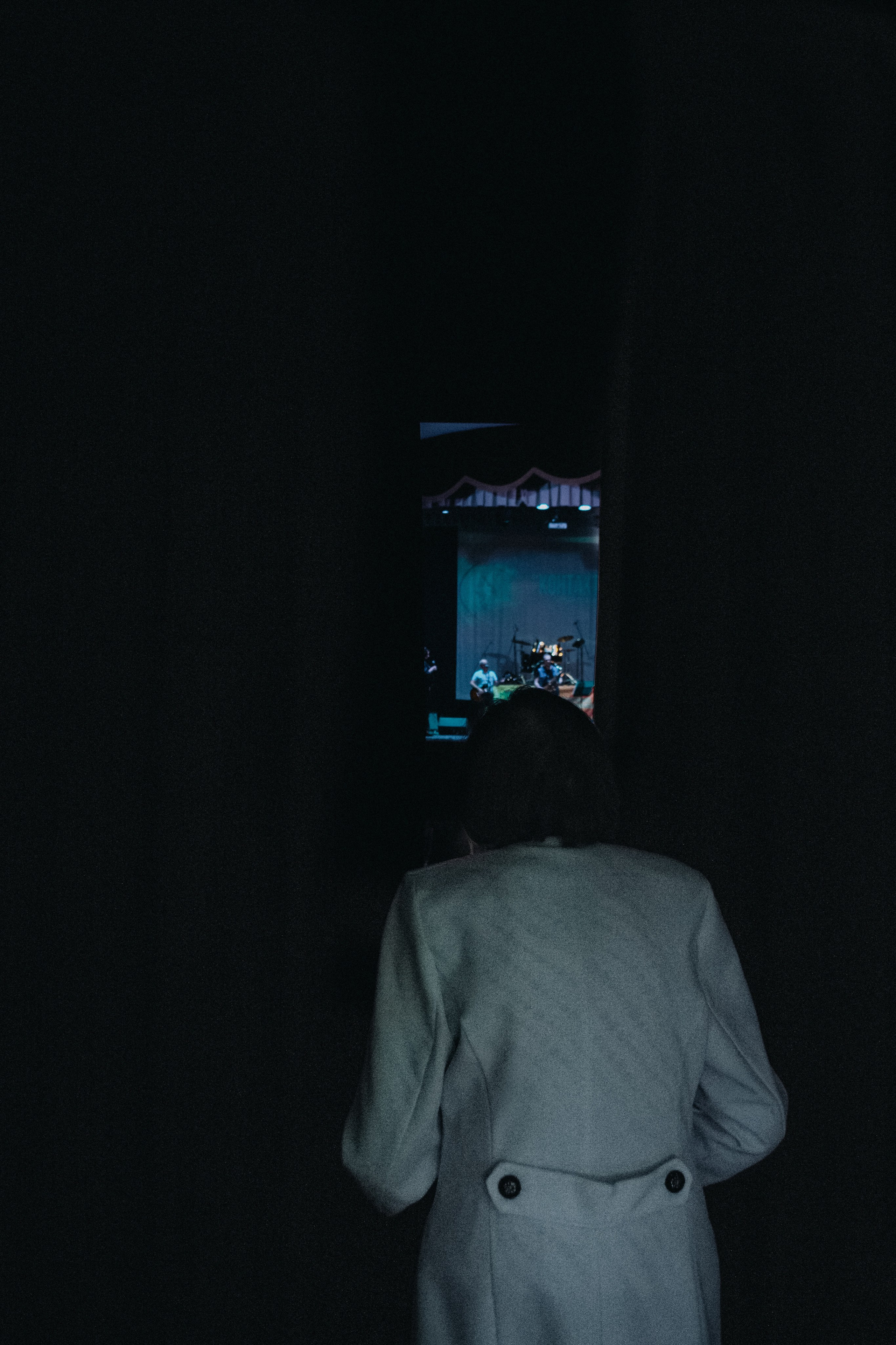 Сцена Народного дома. Фотограф Настя | Экспедиции и лайфстайл