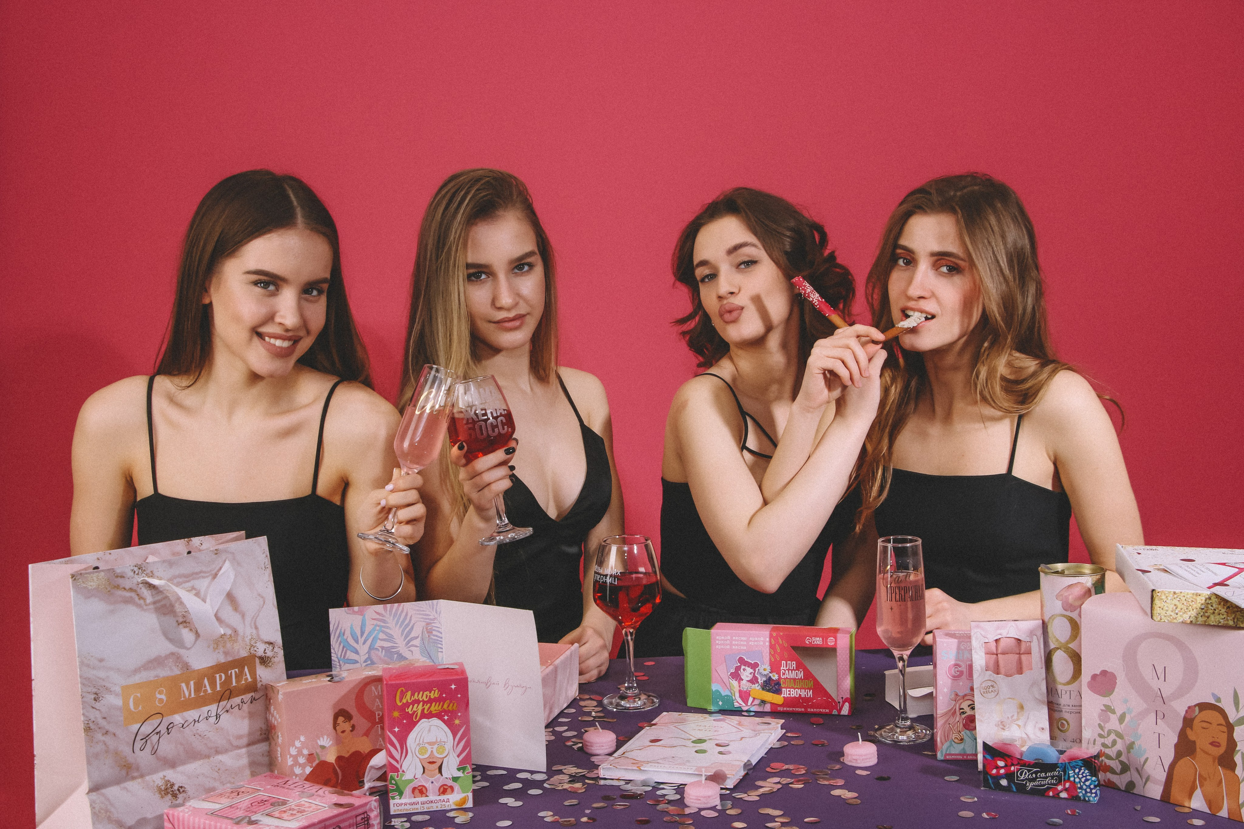 Разработки 8 марта. Фотограф для различных событий, проектов, маркетплейсов, сайтов и мероприятий в Екатеринбурге