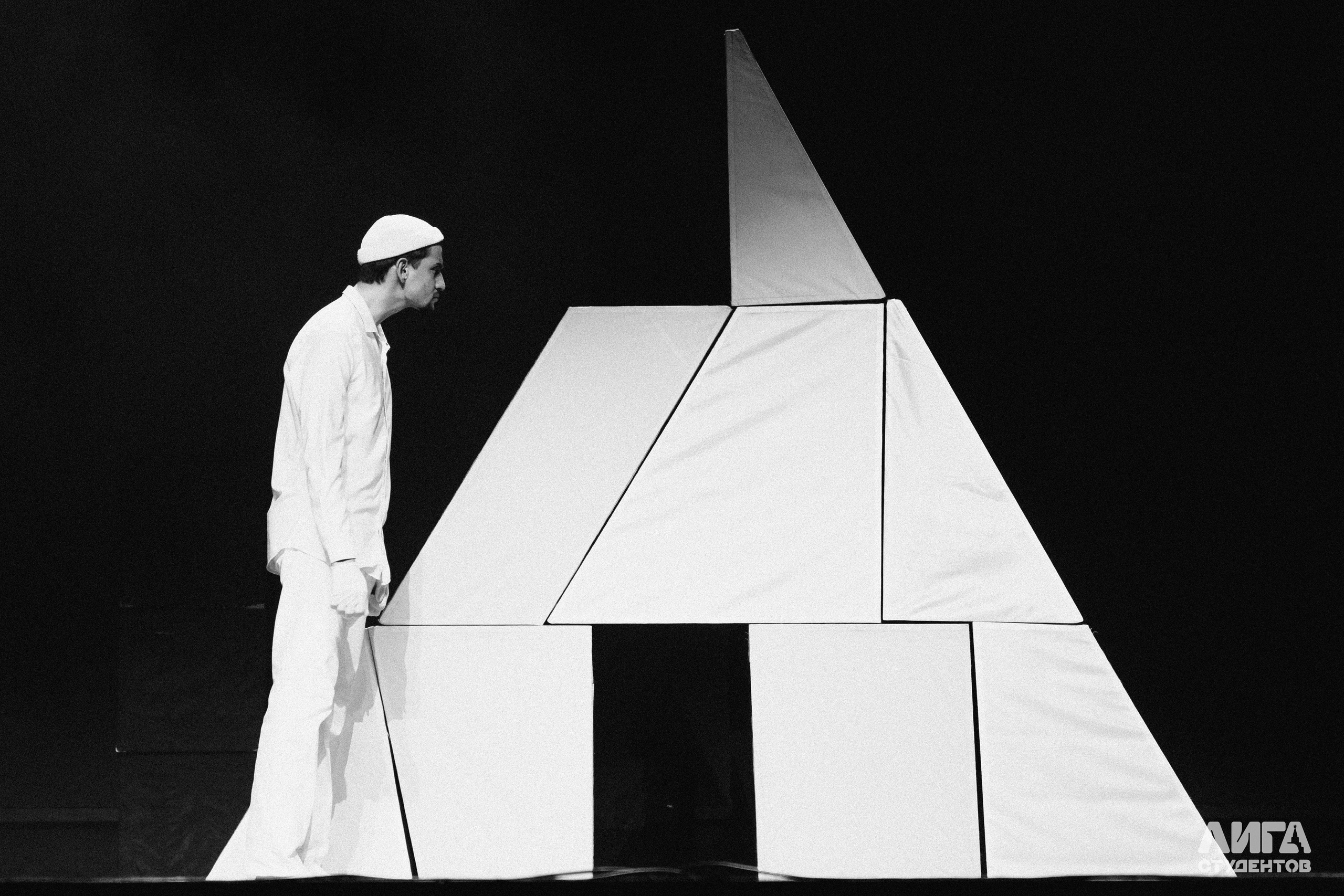 Российская Студенческая Весна 2025. Портретный фотограф в Казани Радомир Заздравных