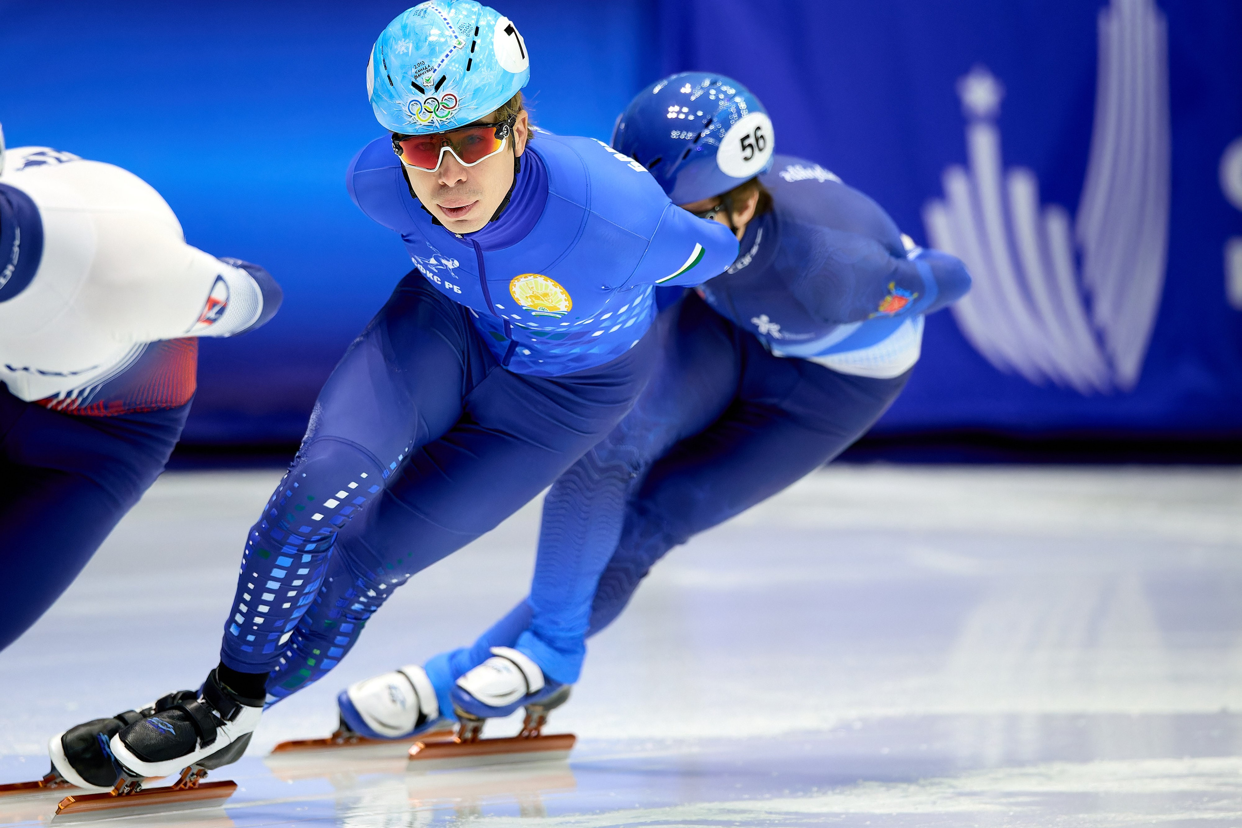 Семён Елистратов на чемпионате России по шорт - треку 