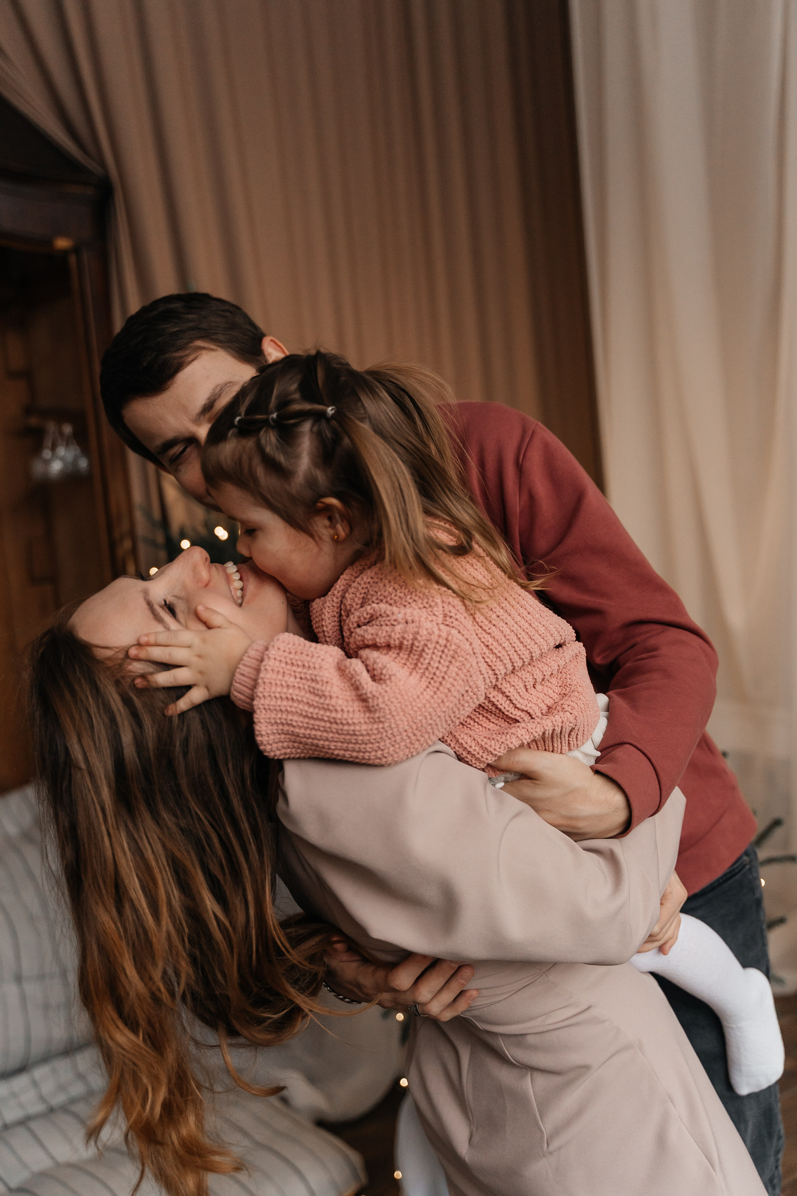 Серёжа, Аня и Василина. Волик Мария