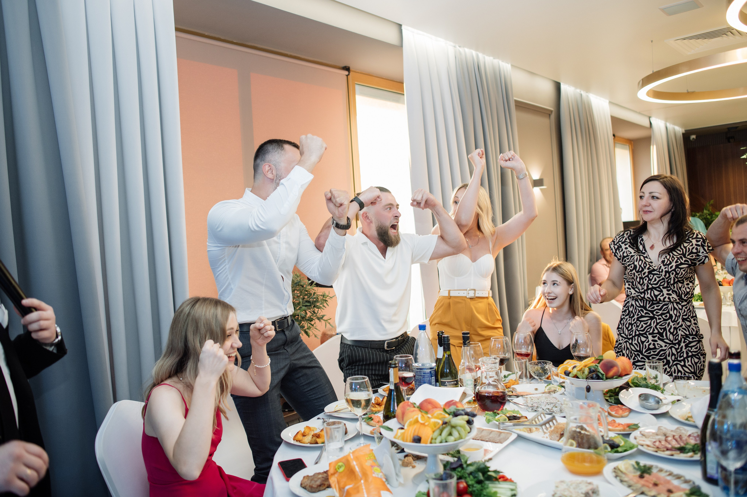 Свадебная фотосессия в Овстуге и Дятьково. Свадебный и репортажный фотограф видеограф Брянск/Москва