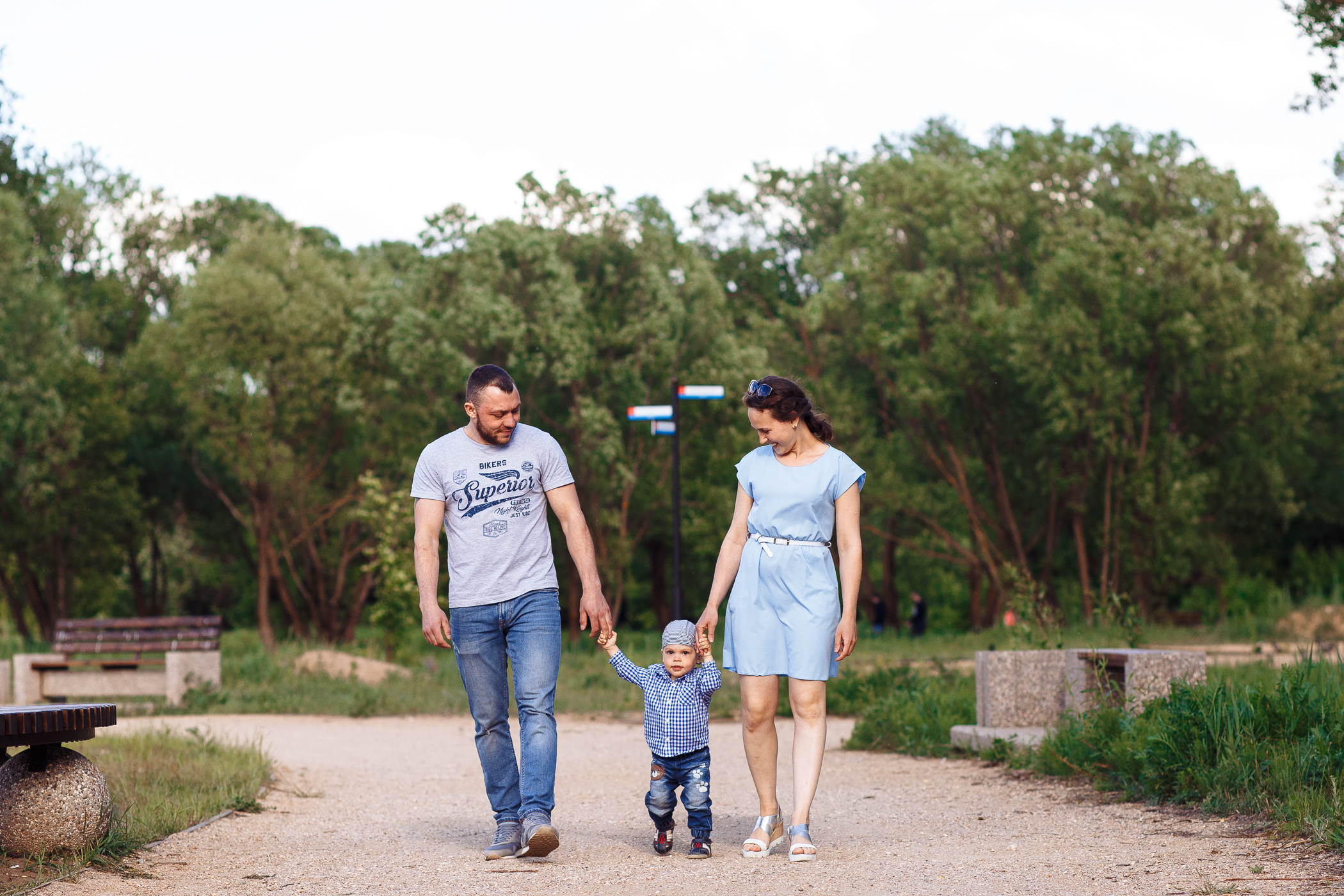 Фотопрогулка в парке. Свадебный и семейный фотограф в Твери, Москве, Санкт-Петербурге