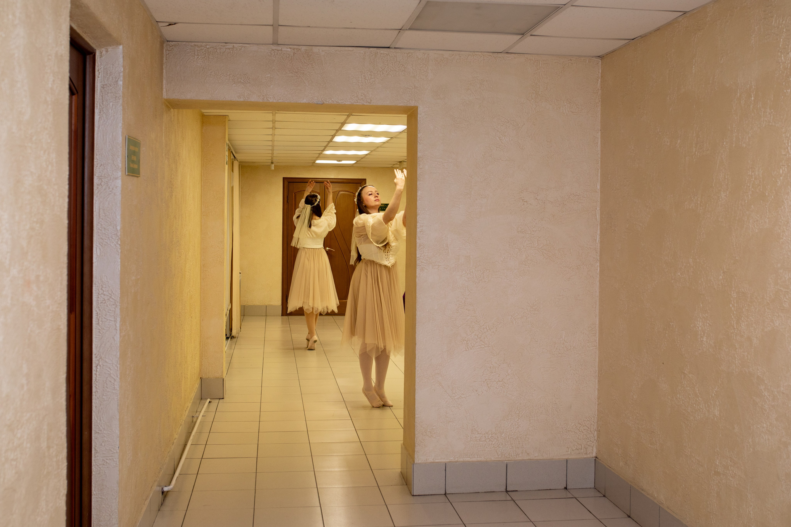 Закулисье отчетного концерта студии балета и растяжки «Левита». Фотограф в Новосибирске Ася Зверева