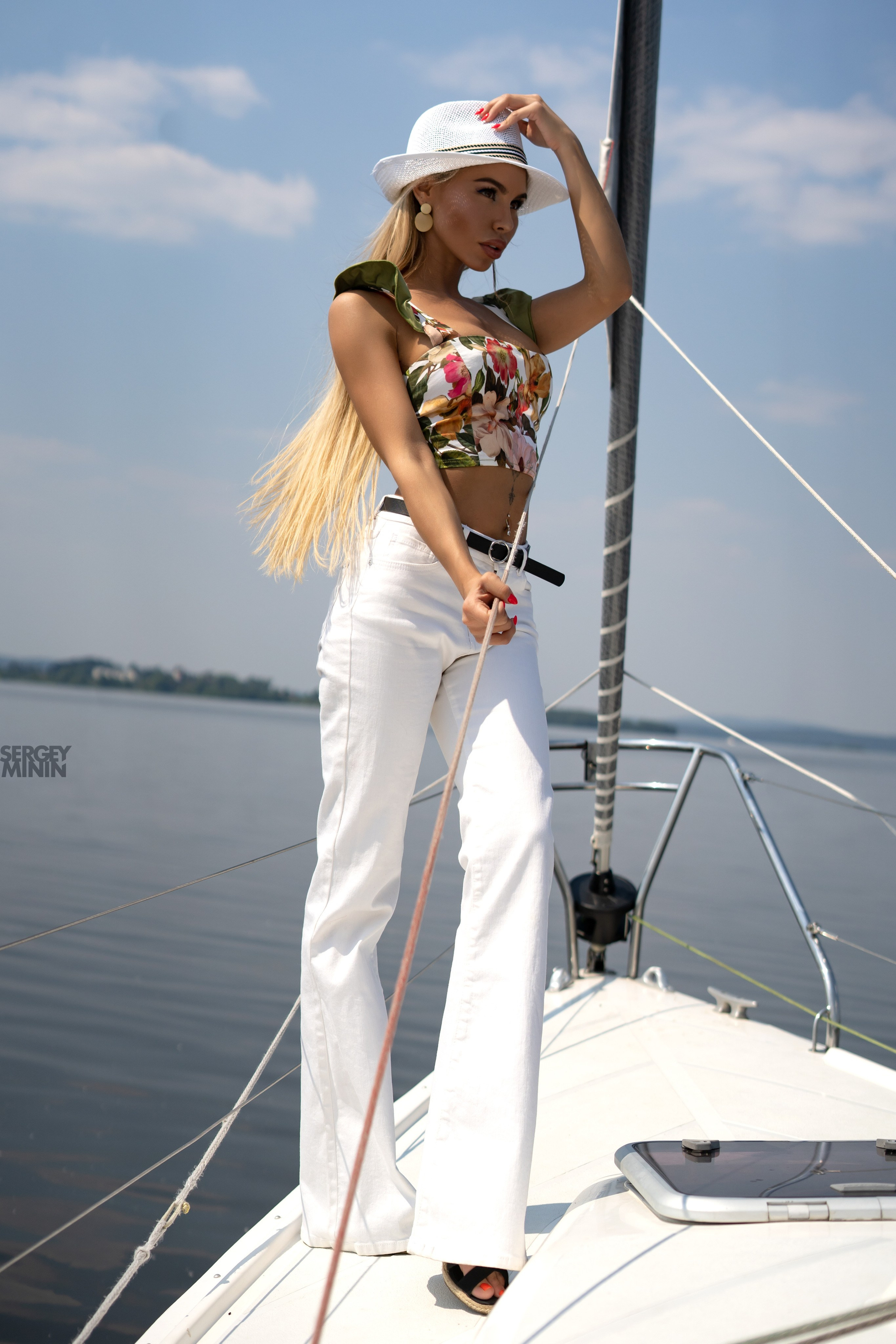 Фотосессии на яхте в Екатеринбурге. Студийный и Рекламный Фотограф в Екатеринбурге Сергей Минин