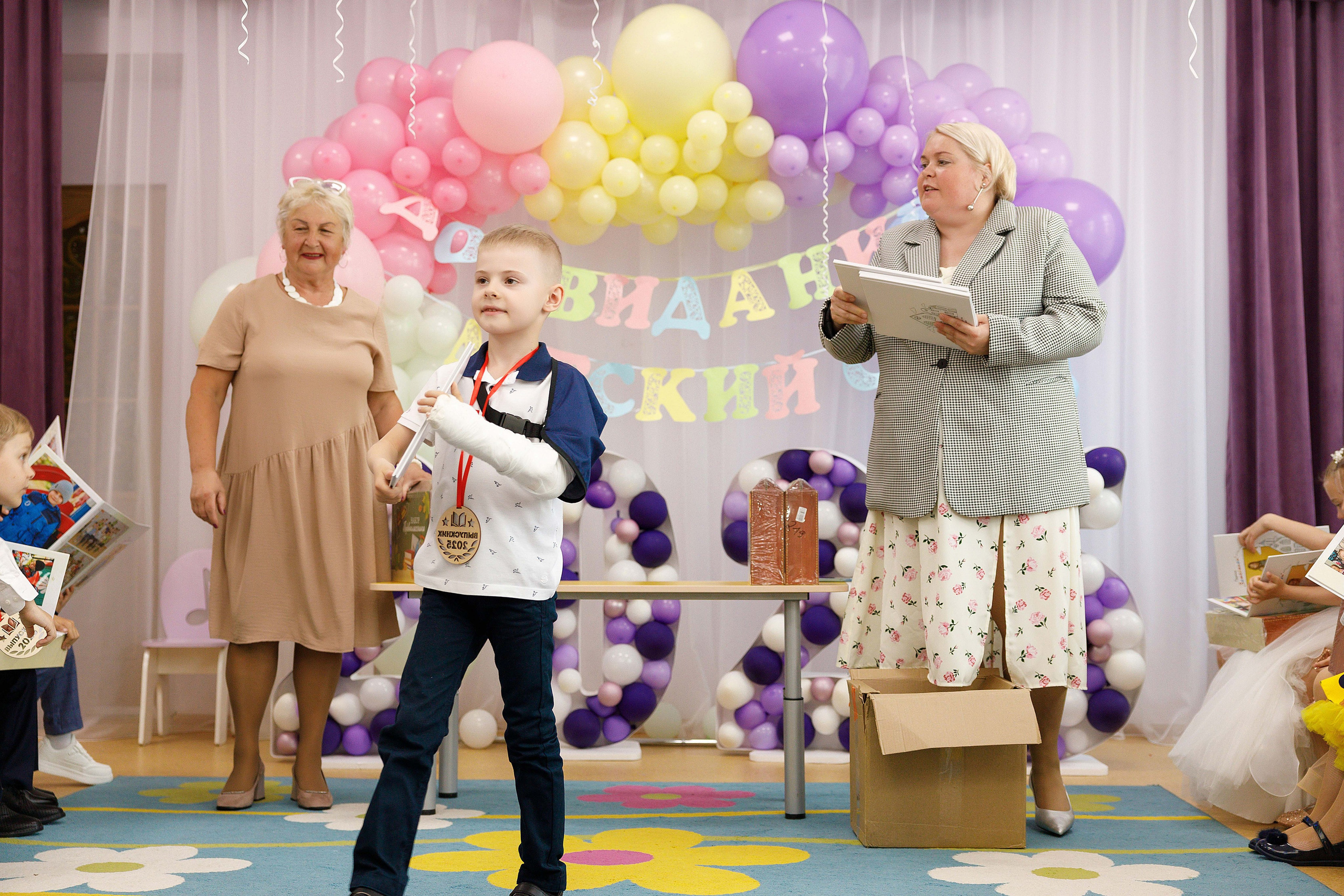 Выпускной детского сада № 179. Photoalbum-vl.ru