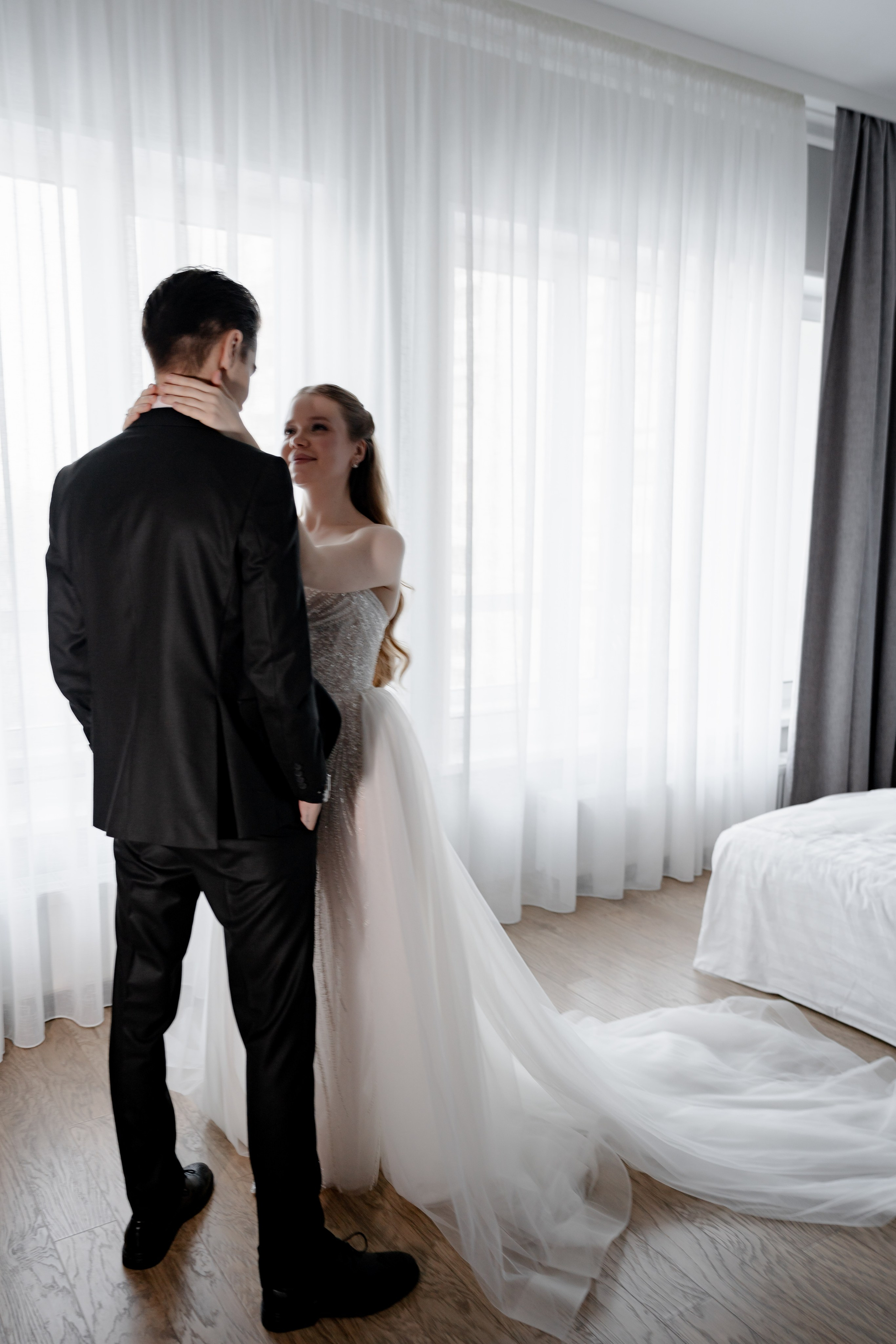 СВАДЕБНАЯ СЬЕМКА СБОРОВ В ОТЕЛЕ И ВЫЕЗД НА ЦЕРЕМОНИЮ (СНЯТО В СИБИРЕ В НИЖНЕВАРТОВСКЕ). Профессиональный фотограф, Санкт-Петербург — Виктория Богомолова