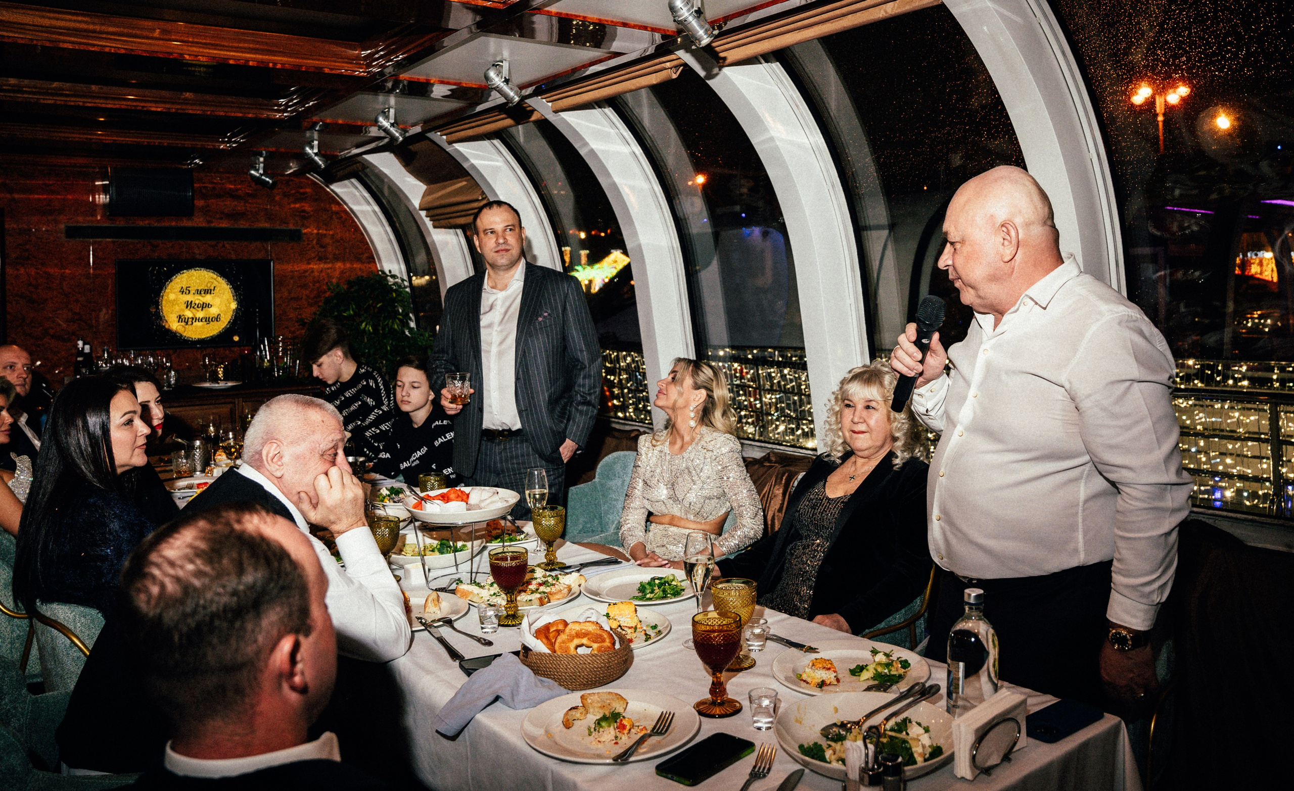 Корпоратив Erwin Река. Портретный и репортажный фотограф