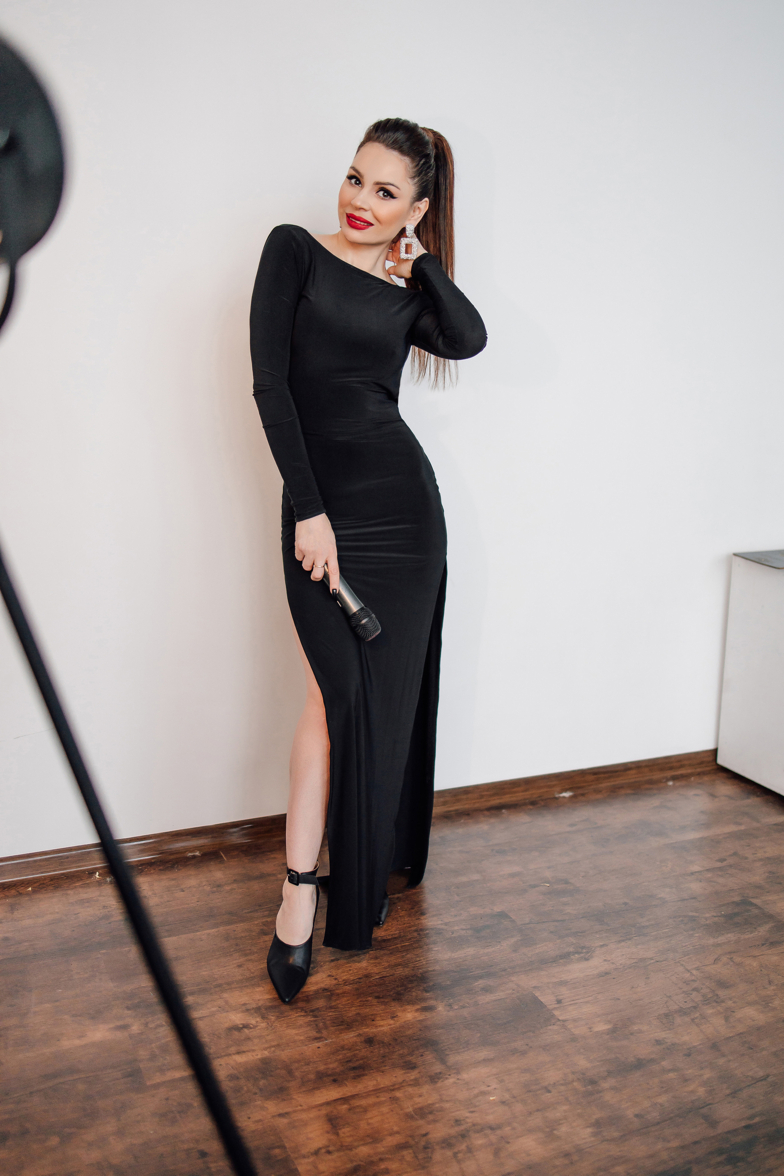 Ведущая Лилия