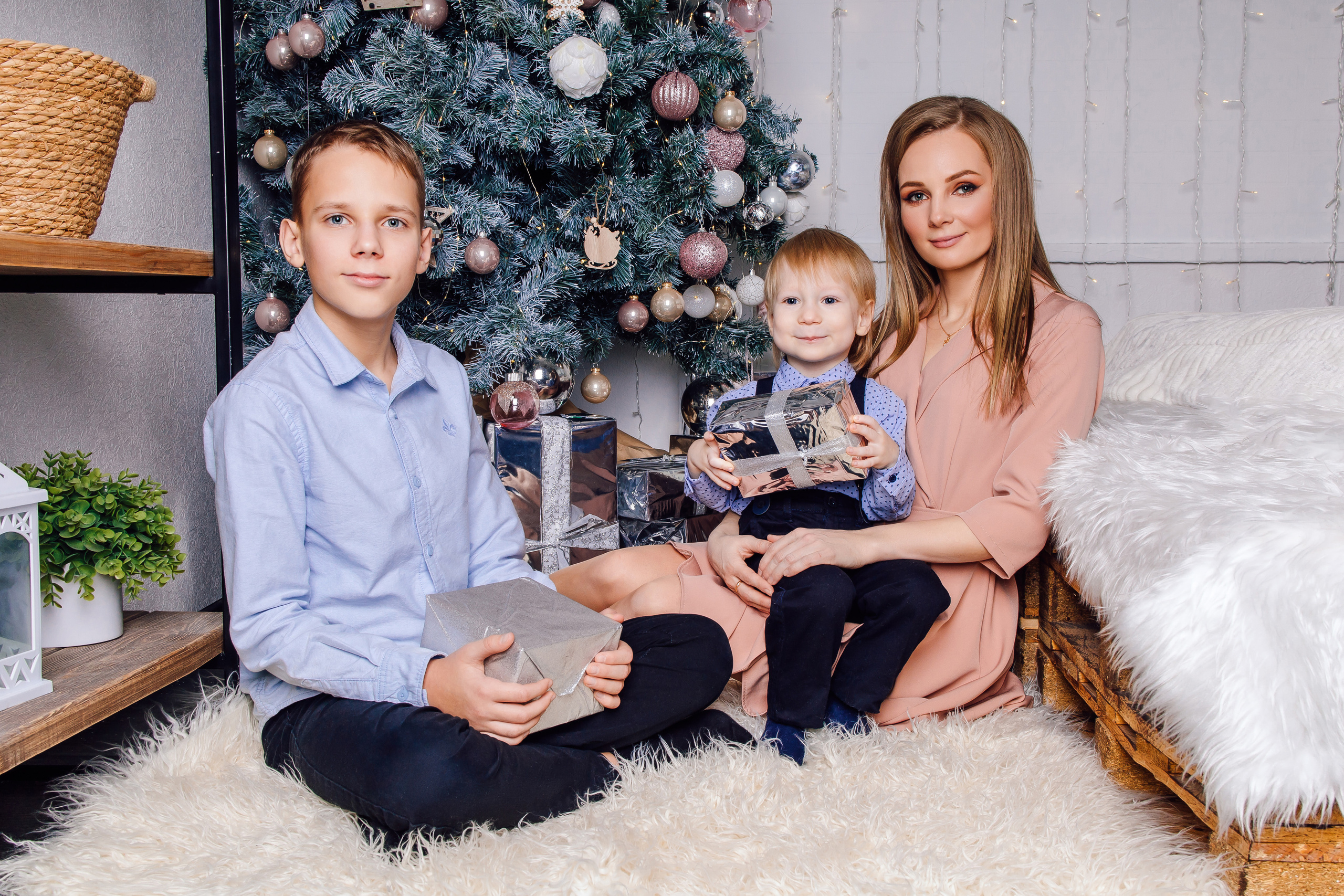 Олеся с детьми