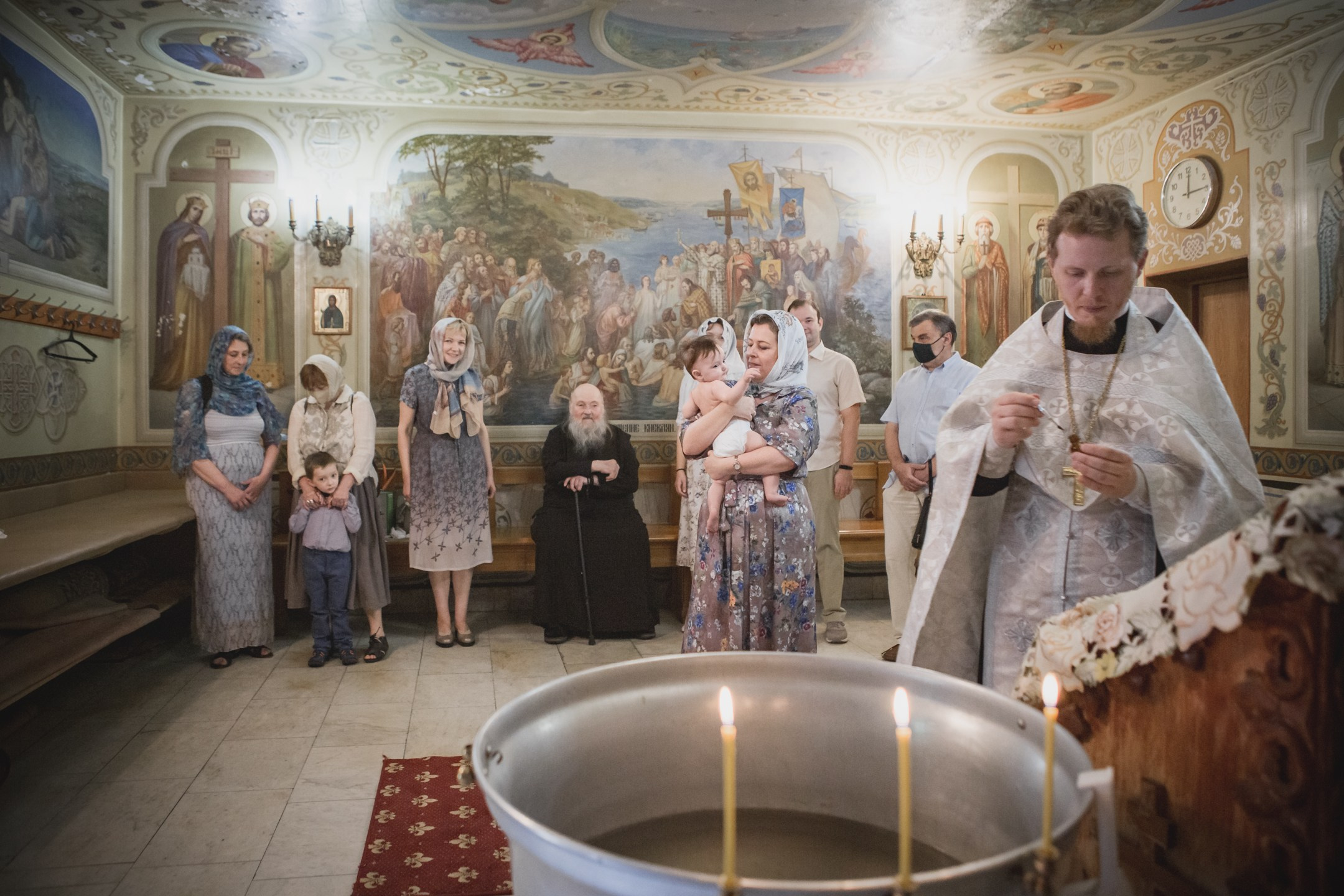 Фотосъёмка таинства крещения. Фотограф на крестины. GagarinProArt