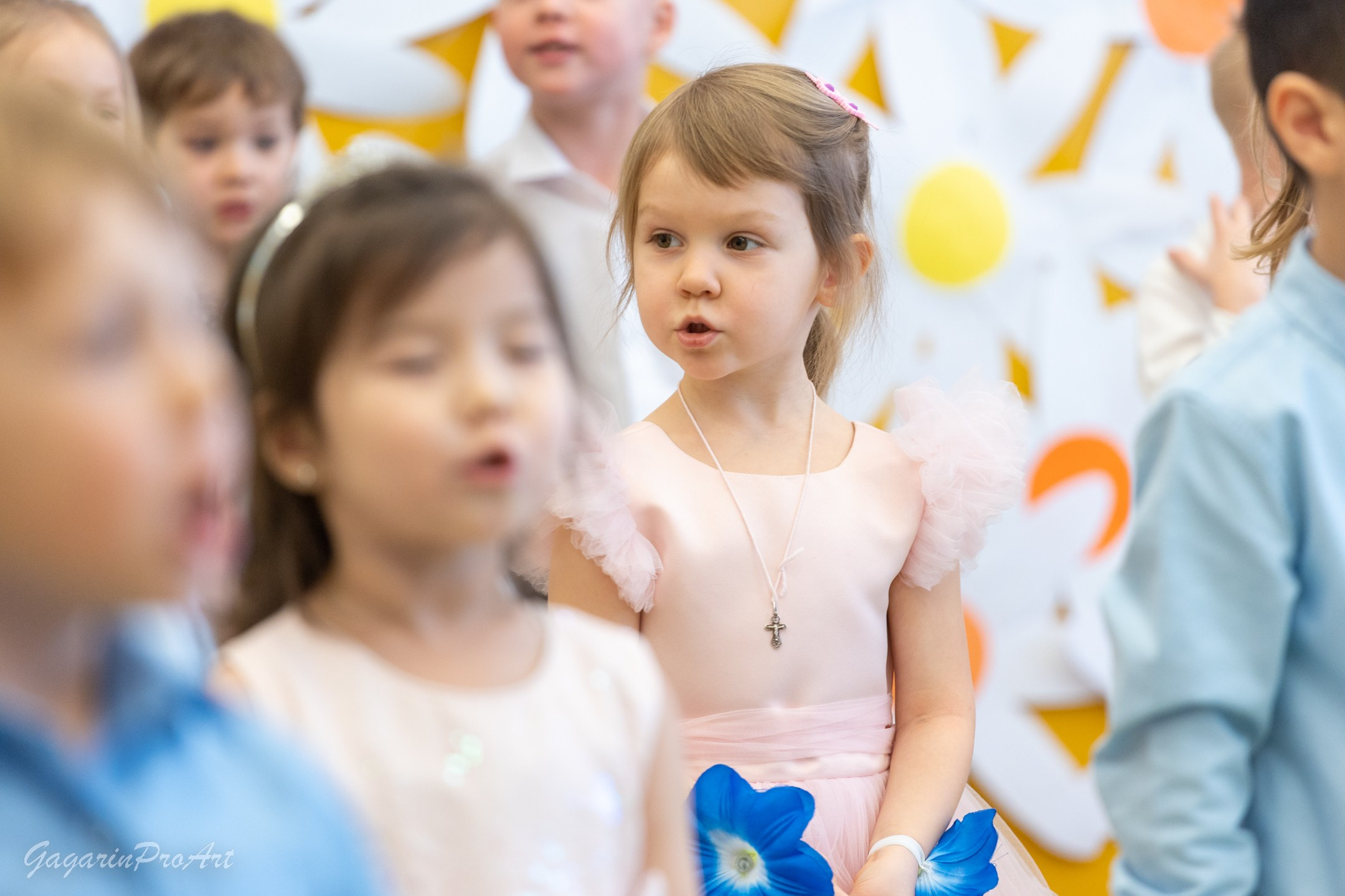 Фотограф в детский сад на утренник и праздник. GagarinProArt