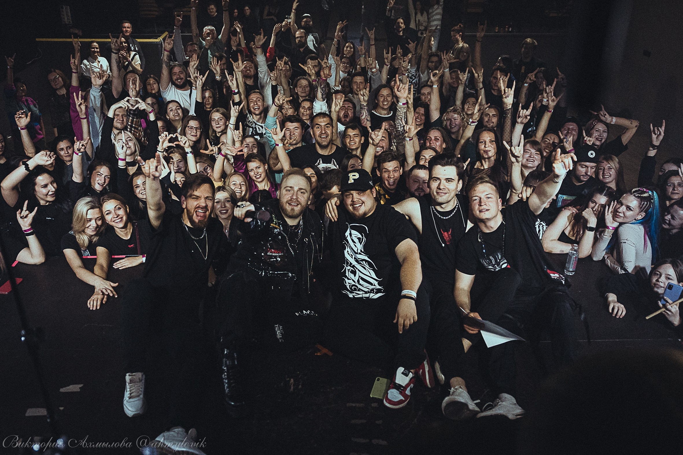 19.11.2023 iOstra Glastonberry. Виктория Ахмылова. Фотограф в Москве