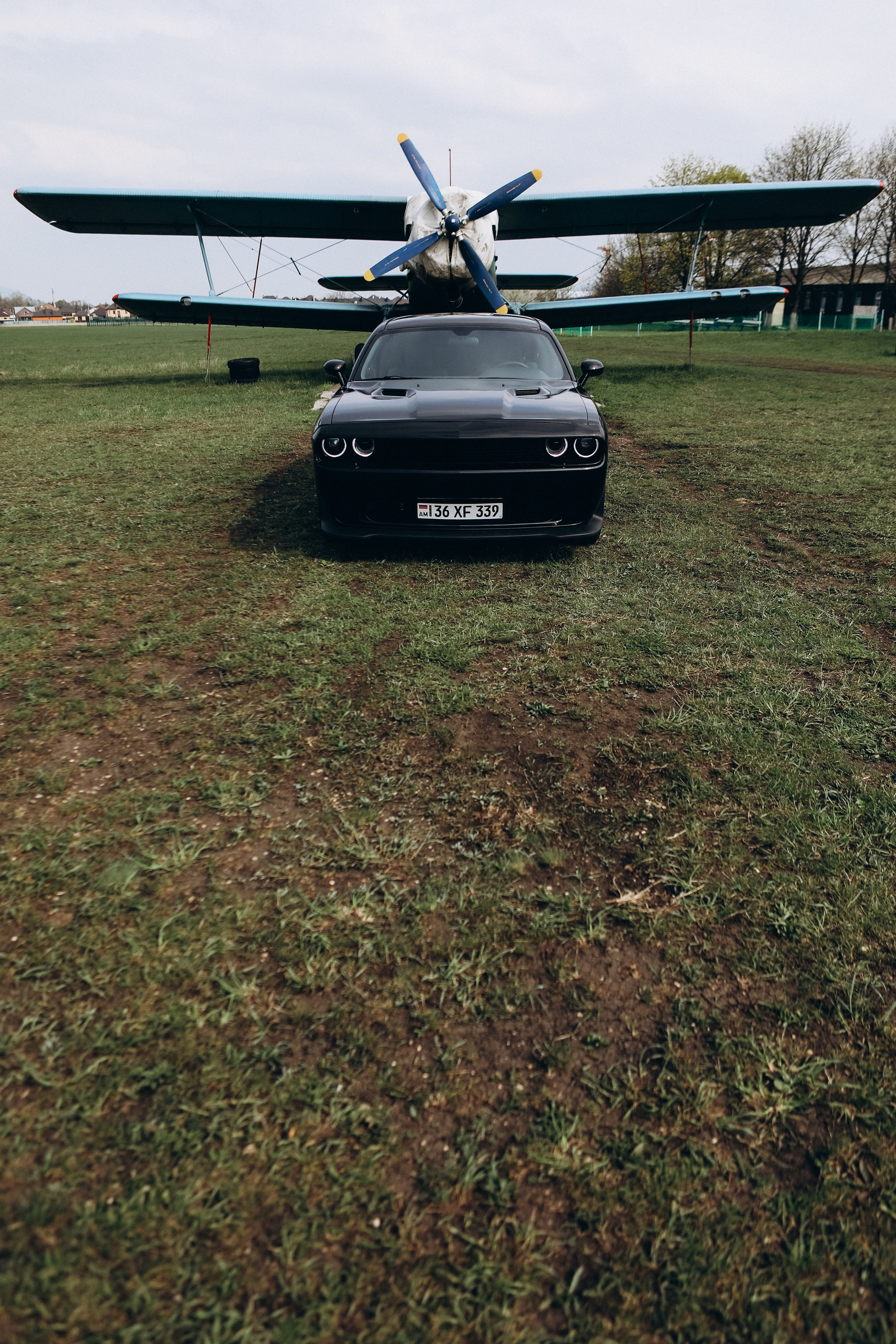 Dodge Challenger SRT Demon. Свадебный и портретный фотограф в Пятигорске, КМВ — Власова Юля
