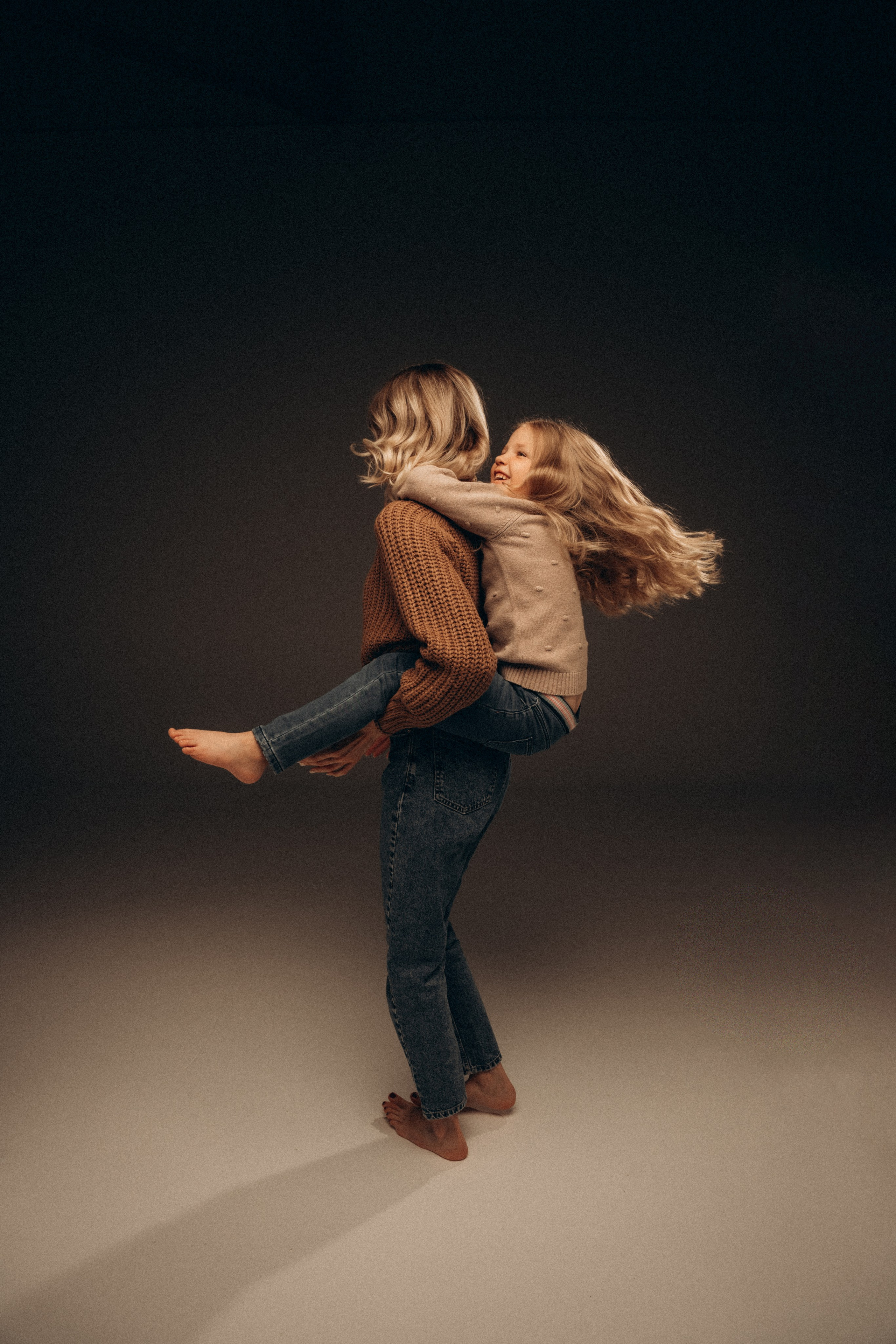 Ольга и Сонечка. Фотограф Мария Миллс | Минск