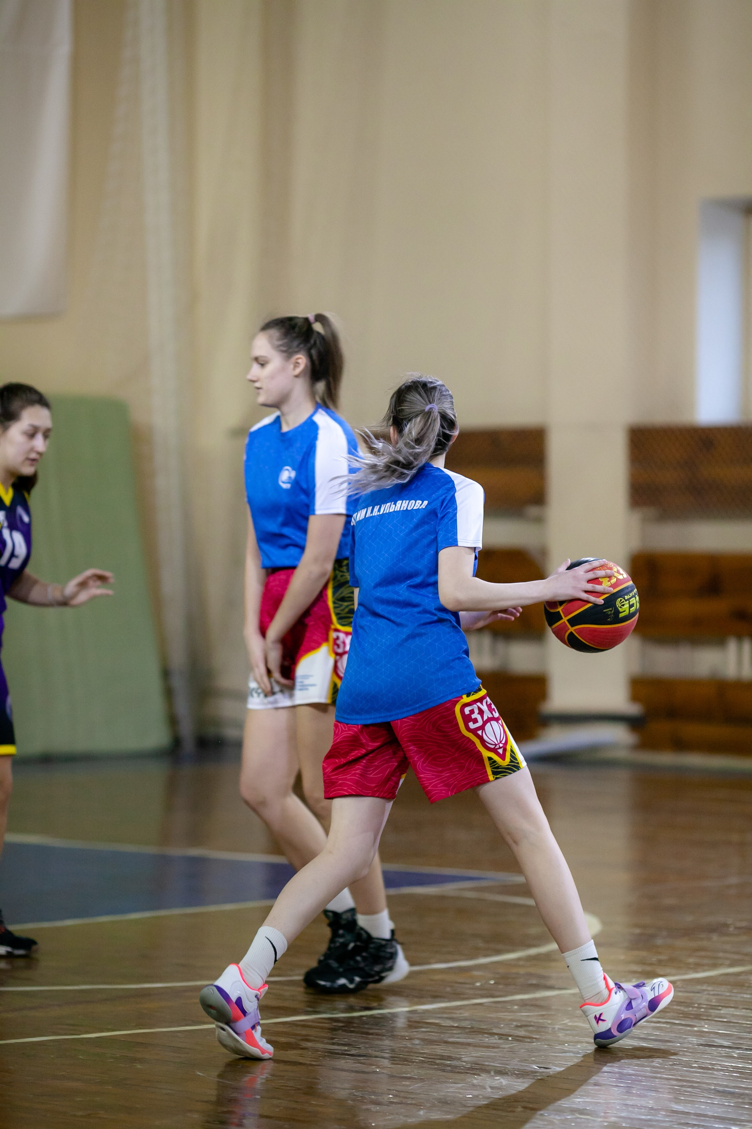 3×3. Фотография