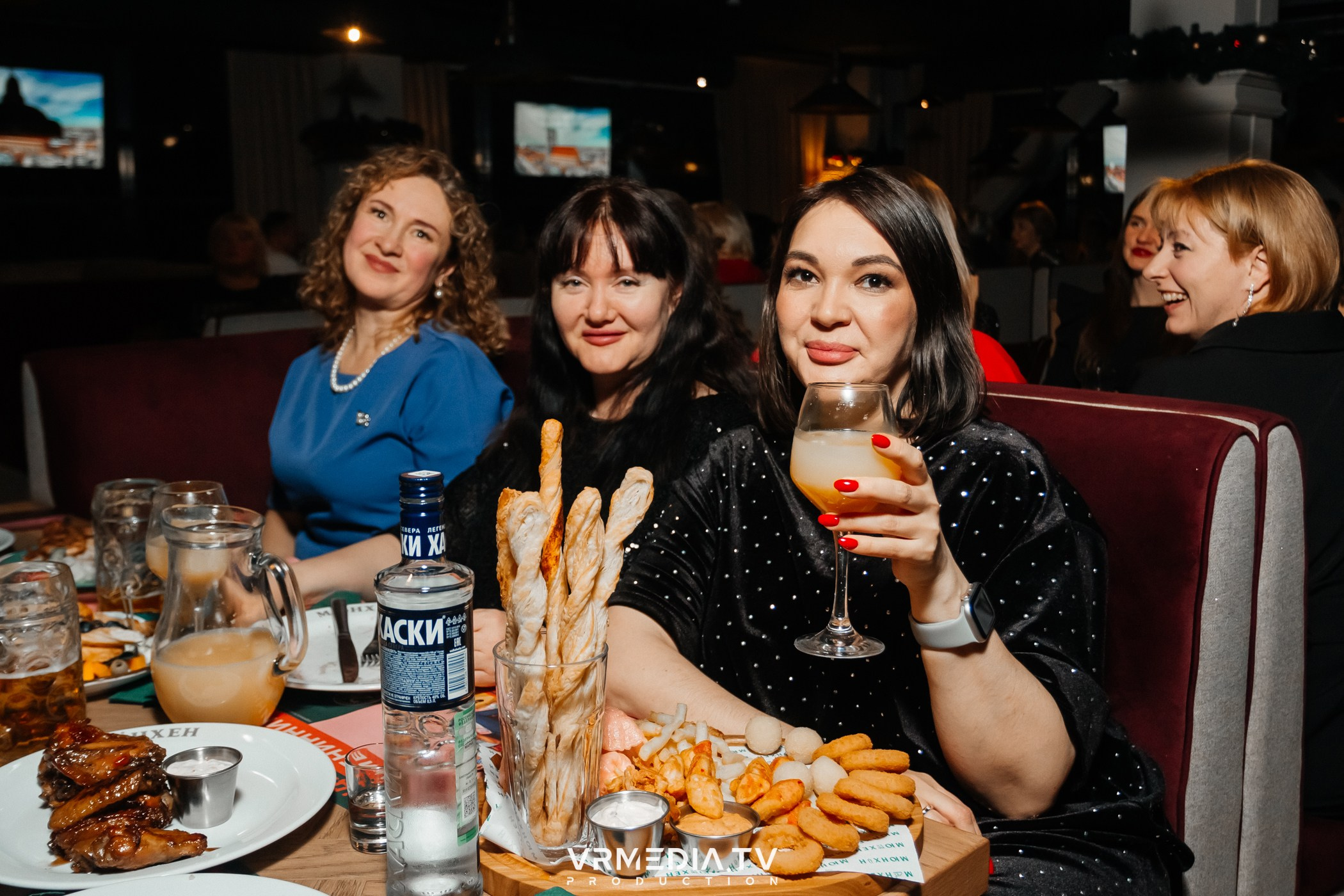 Новогодний вечер в ресторане «Мюнхен». Фотограф Кемерово | Сергей