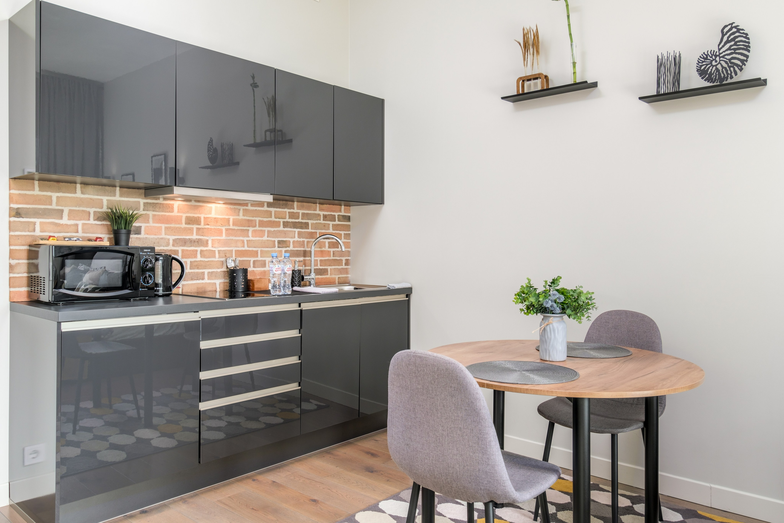 Интерьерная съёмка апартаментов