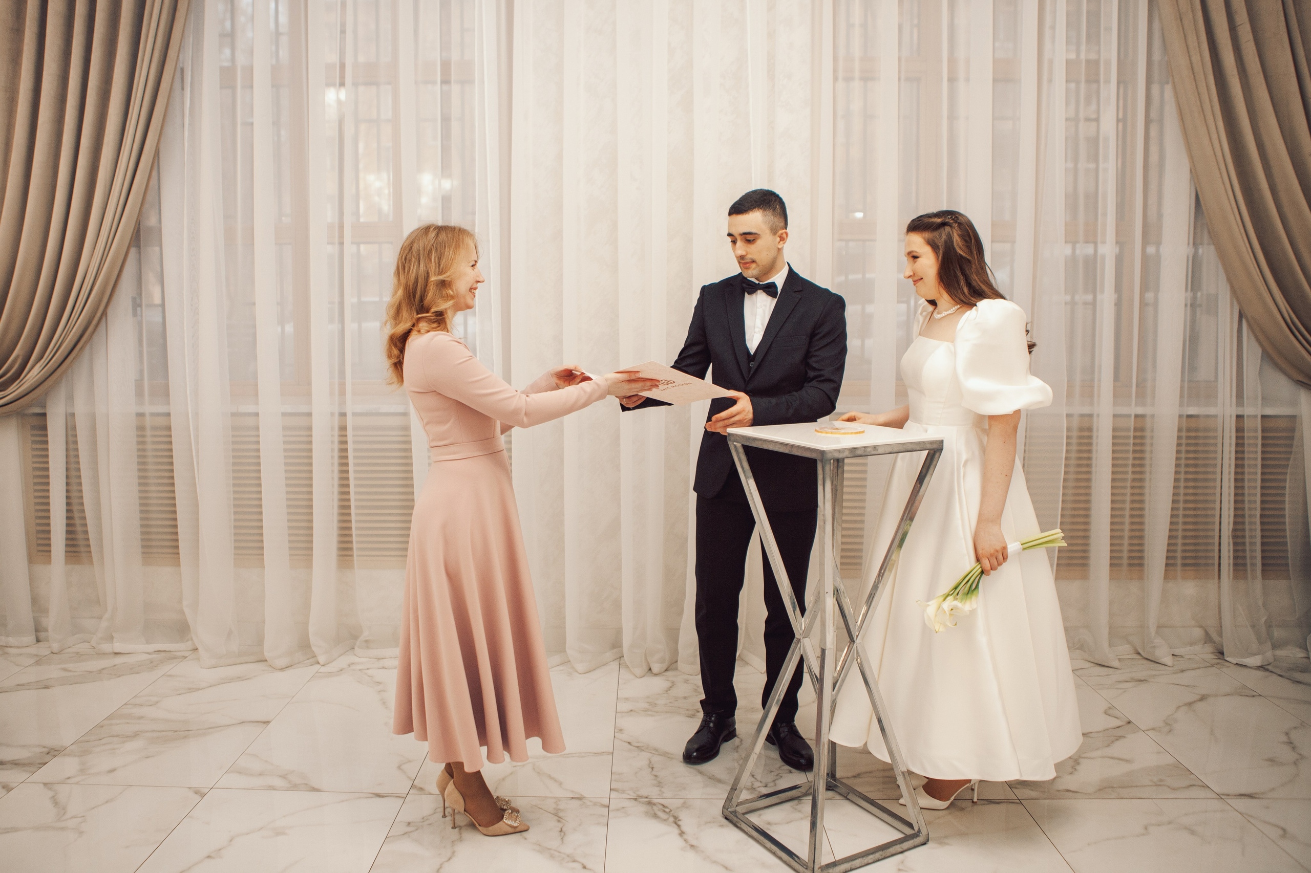 Роспись в Кутузовском ЗАГСе. Фотограф Ольга Ефремова