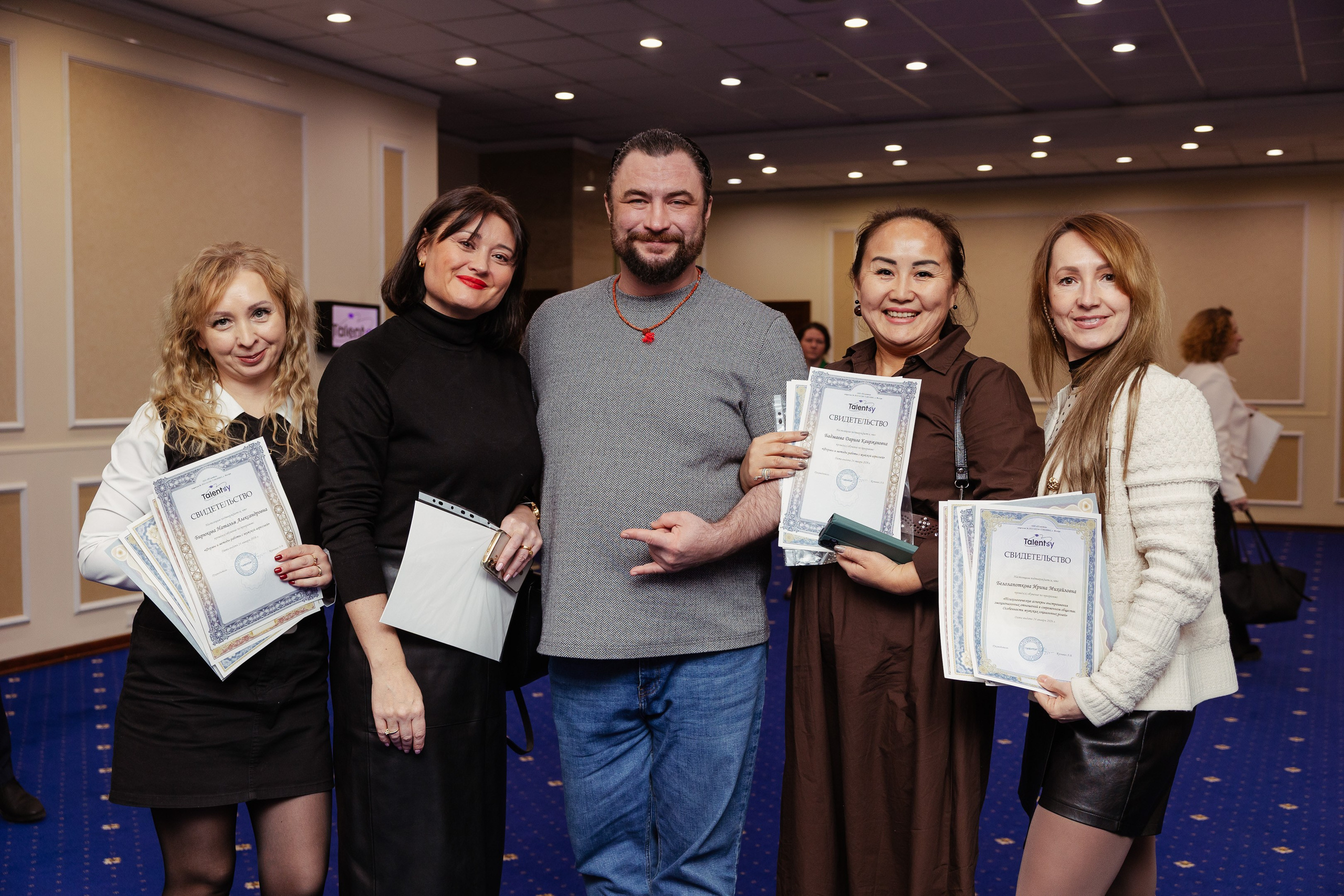 Talentsy выпускной. Портретный и репортажный фотограф в Москве Олеся Лисарк