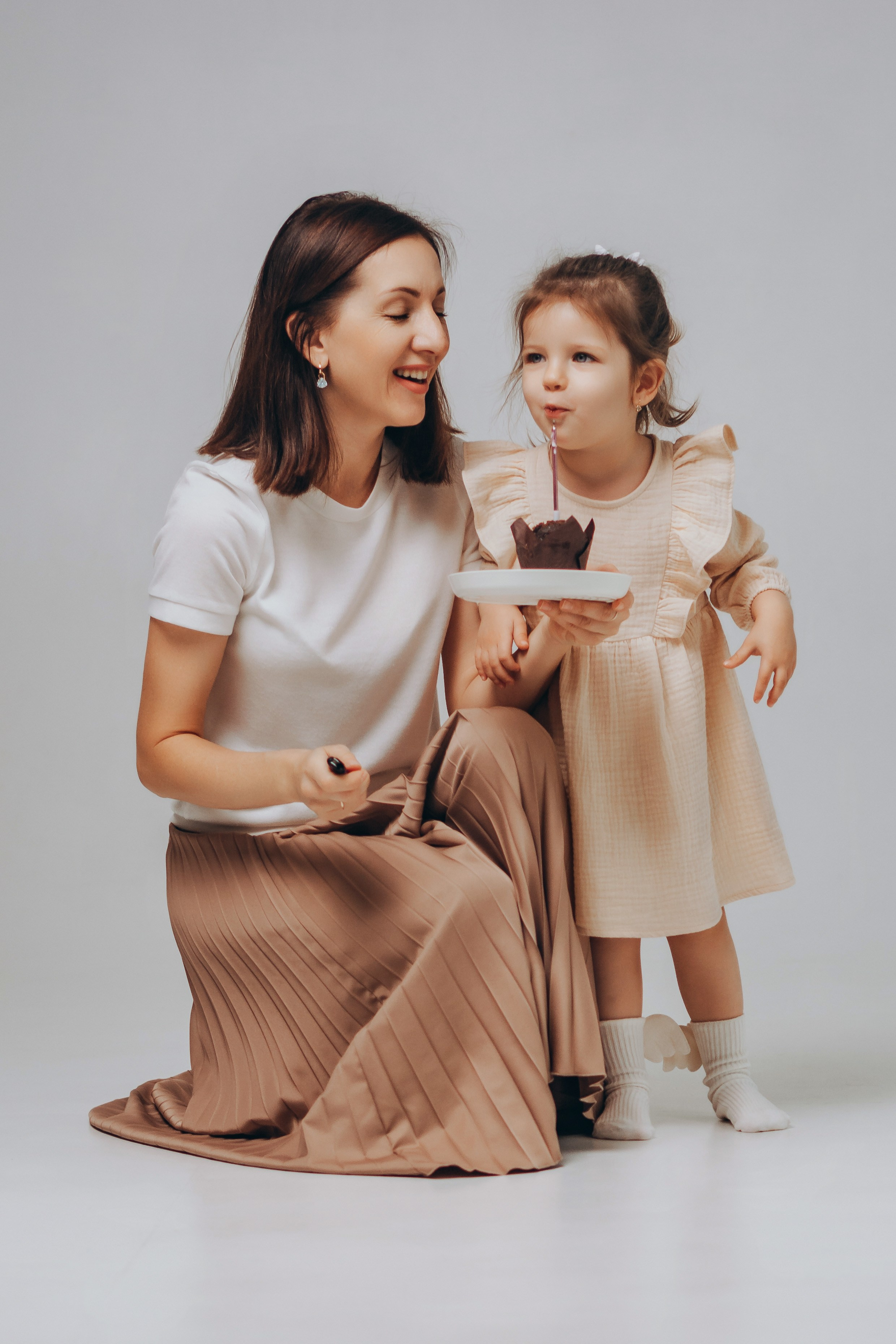 Минималистичная студийная семейная фотосессия. Семейный и детский фотограф Кущ Наташа